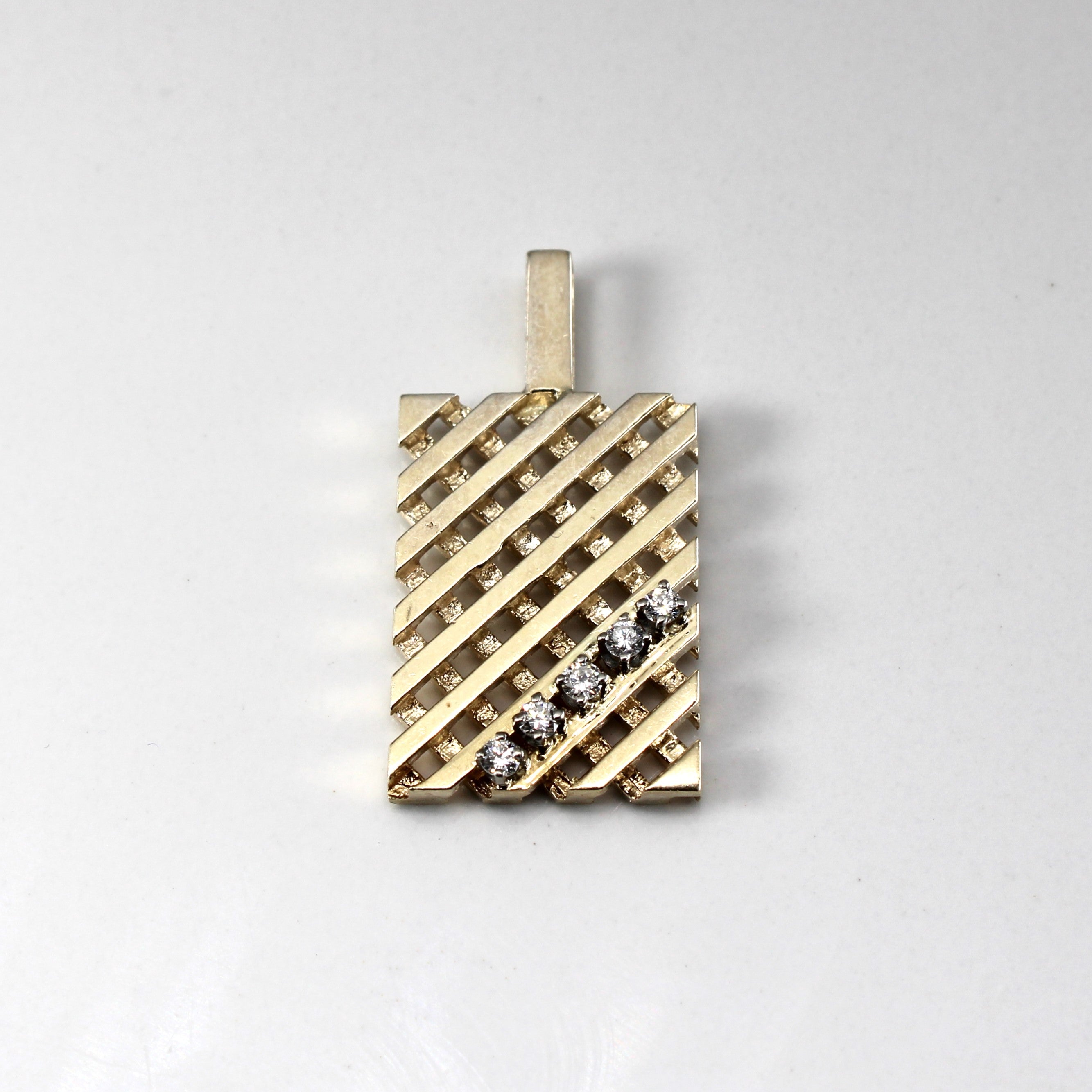 Textured Diamond Pendant | 0.10ctw |