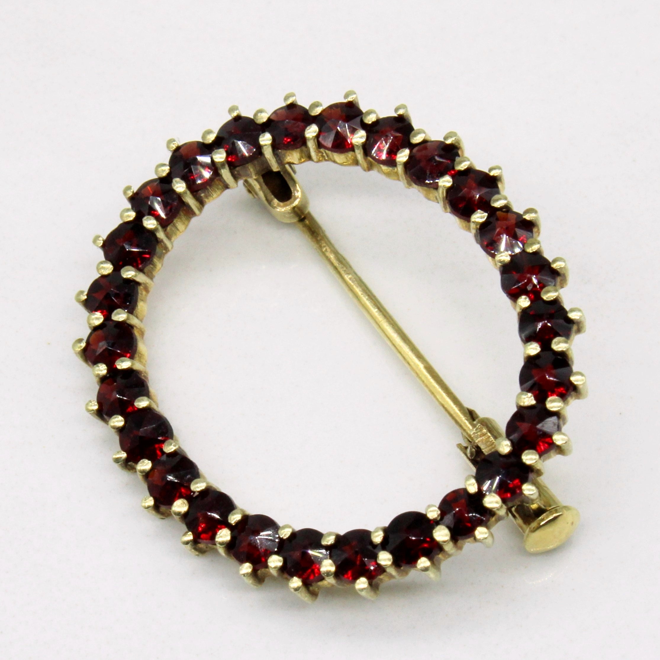 Garnet Brooch | 0.80ctw |