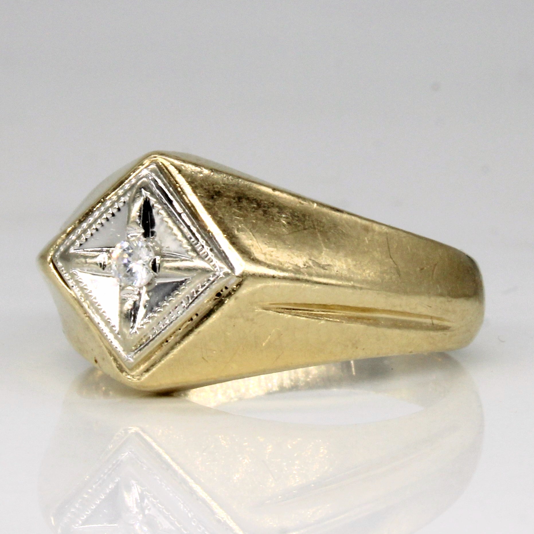 Diamond Ring | 0.04ct | SZ 7.5 |