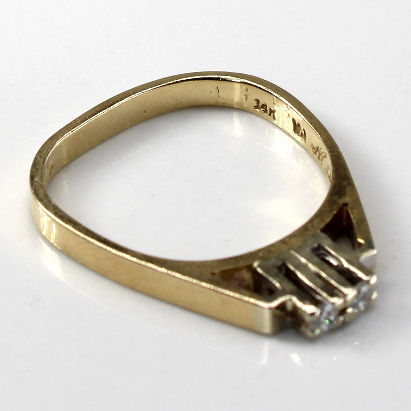 High Set Diamond Ring | 0.06ctw | SZ 6 |