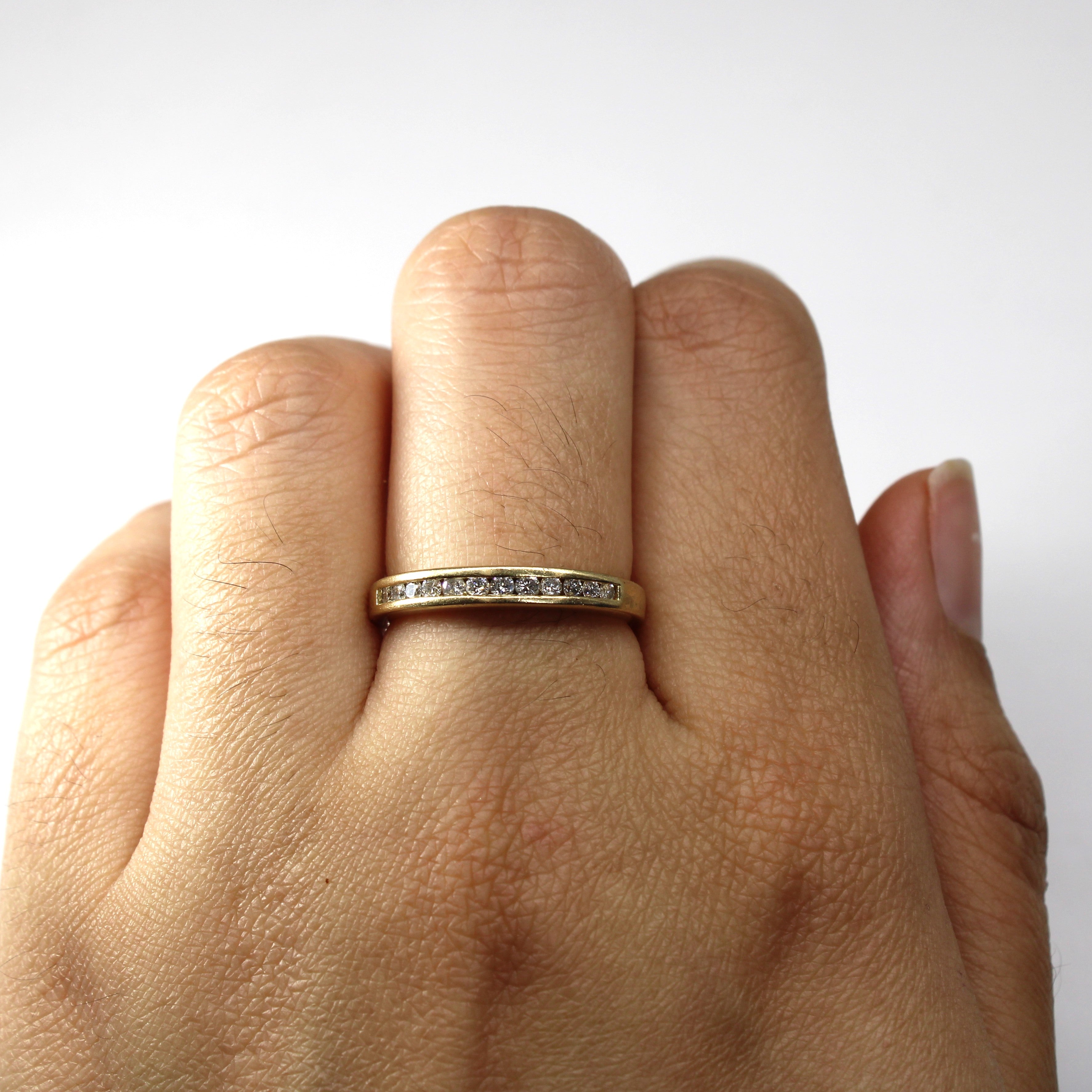 Channel Set Diamond Band | 0.18ctw | SZ 7 |