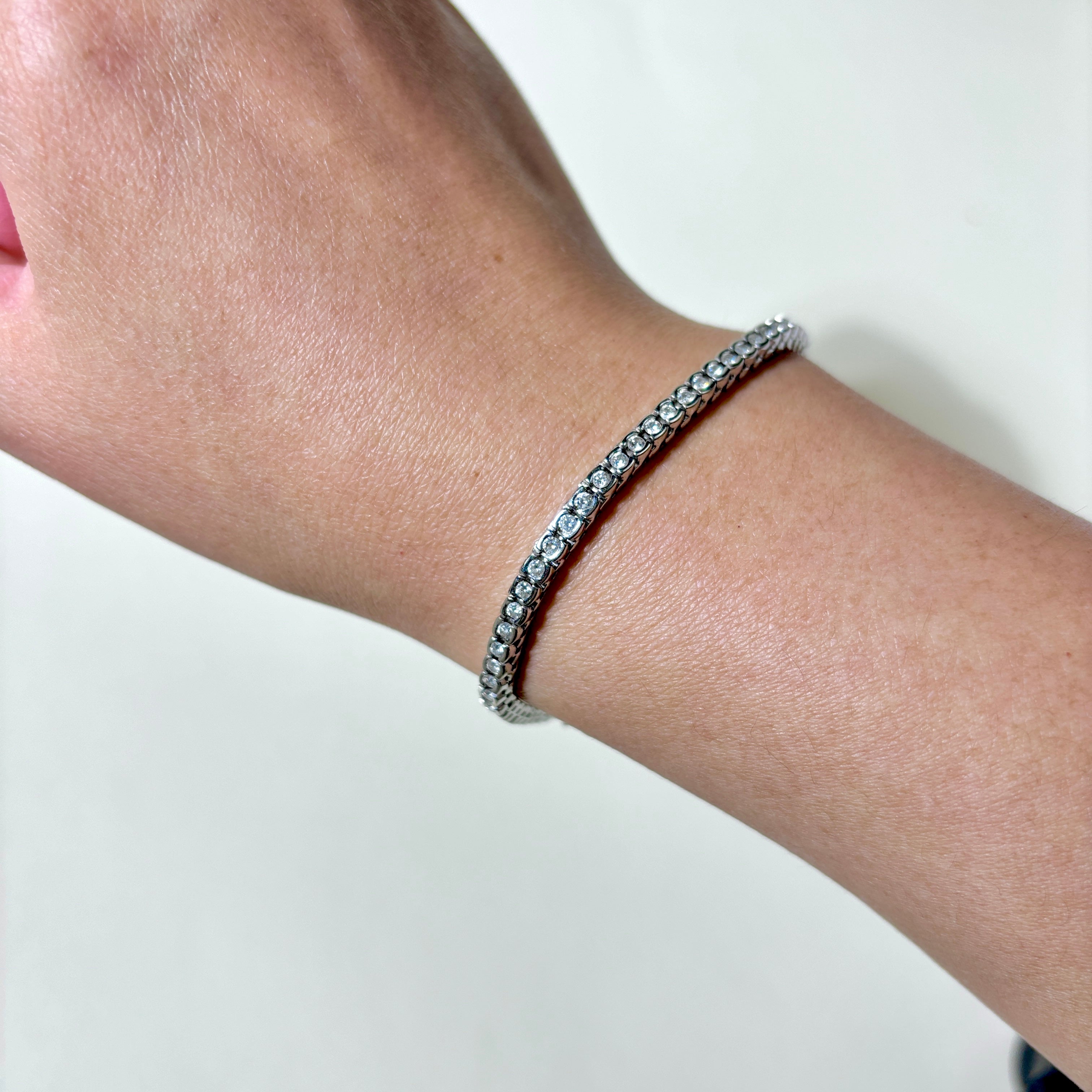 14K White Gold Tennis Bracelet | 1.78ctw I1 G/H | 7" |