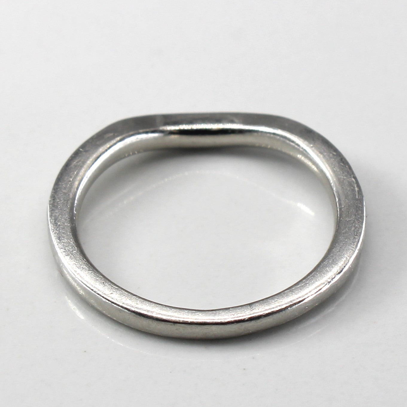 Diamond Contour Wedding Band in Platinum | 0.12ctw | SZ 5.25 |
