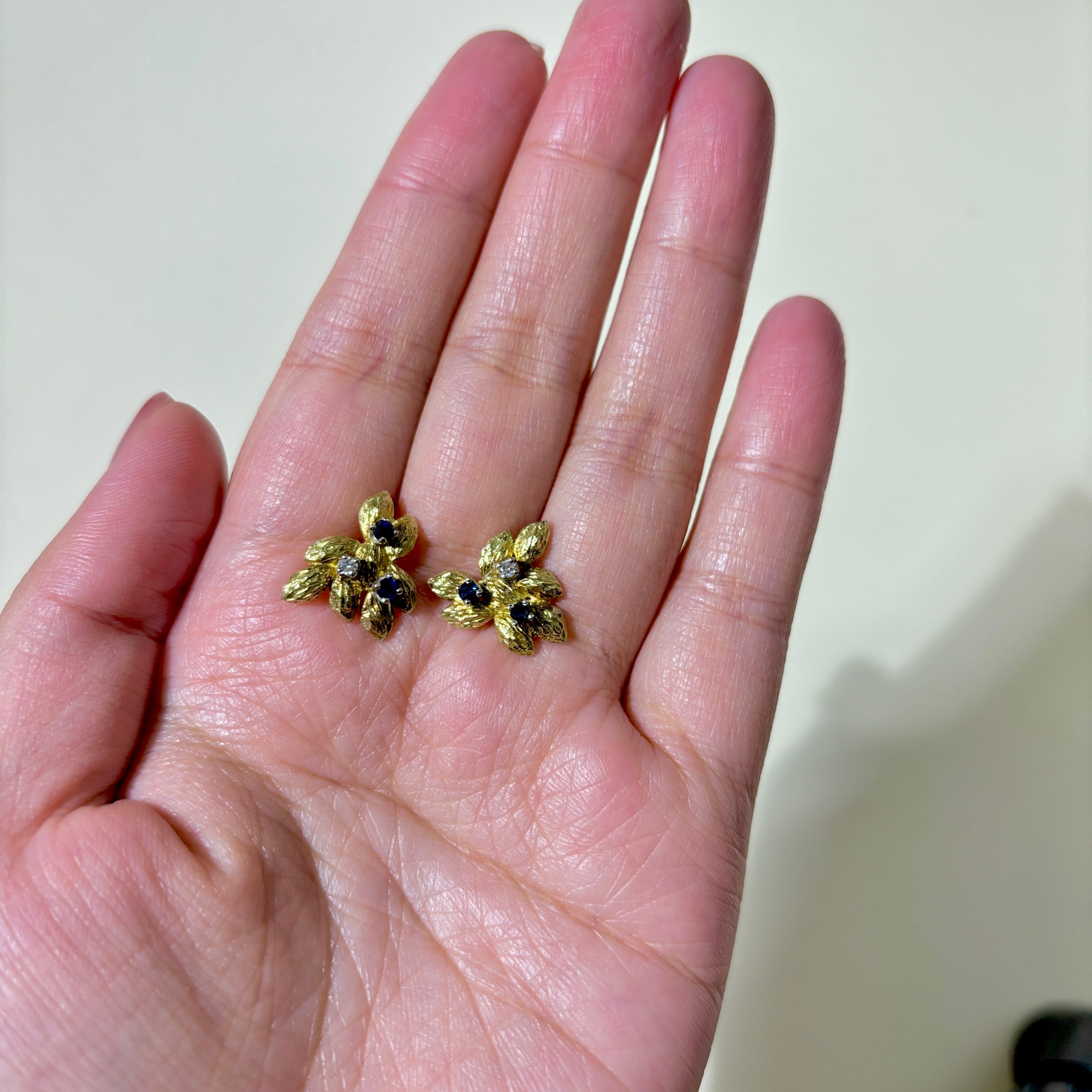 18K Yellow Gold Sapphire & Diamond Earrings | 0.21ctw, 0.06ctw |