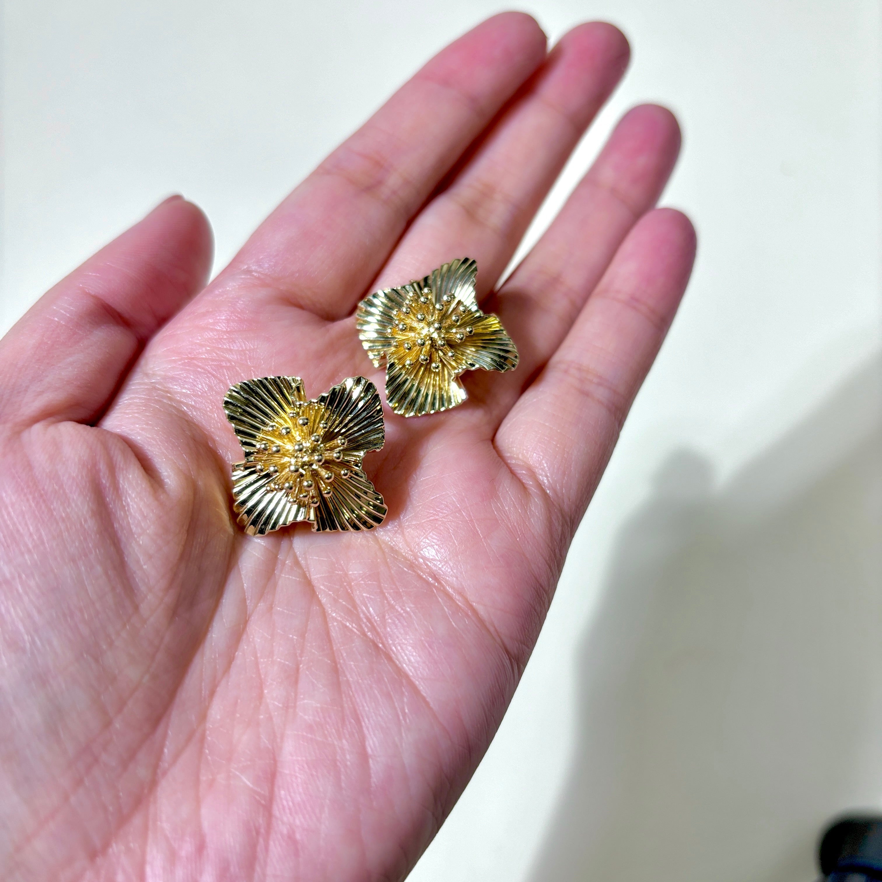 14K Yellow Gold Floral Earrings