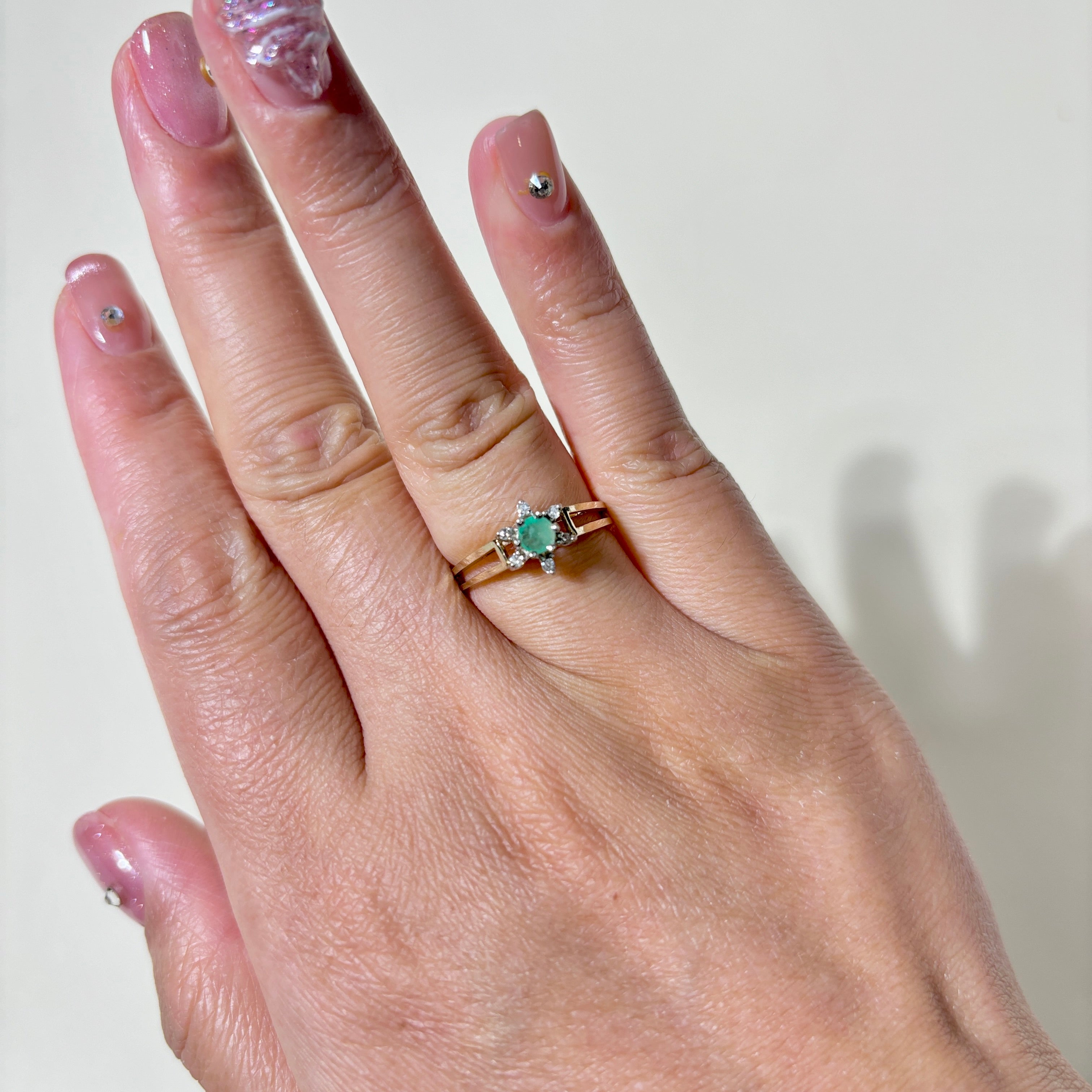 14K Yellow Gold High Set Emerald & Diamond Ring | 0.17ct, 0.03ctw | SZ 6.25 |