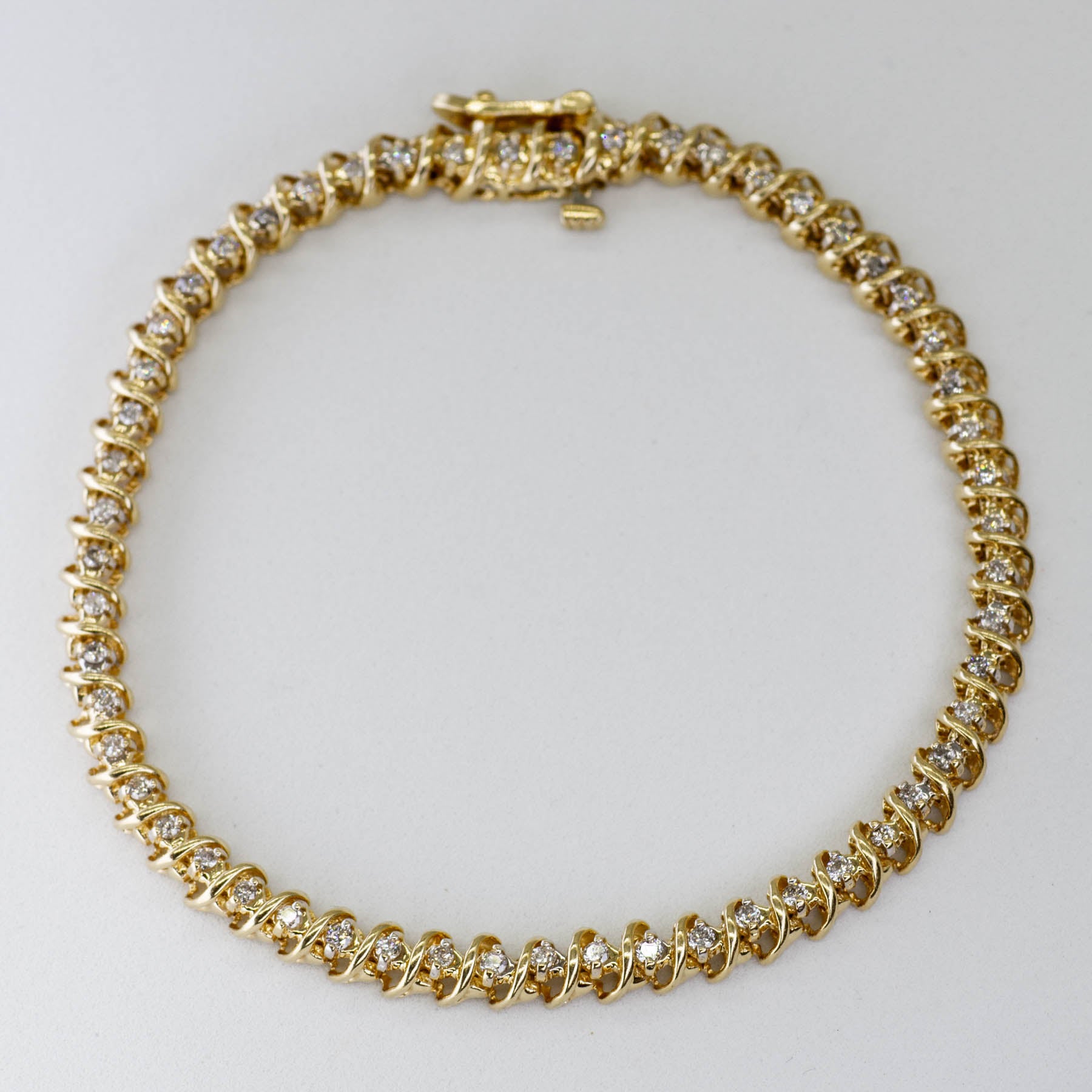 Bracelet de tennis en diamants | 0,83 ct | 17,8 cm |