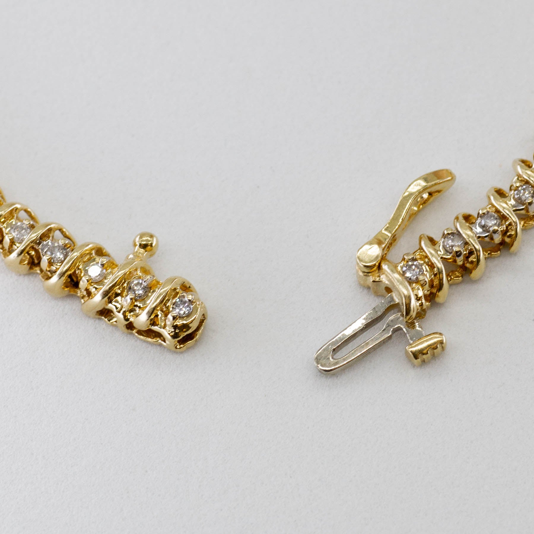 Bracelet de tennis en diamants | 0,83 ct | 17,8 cm |
