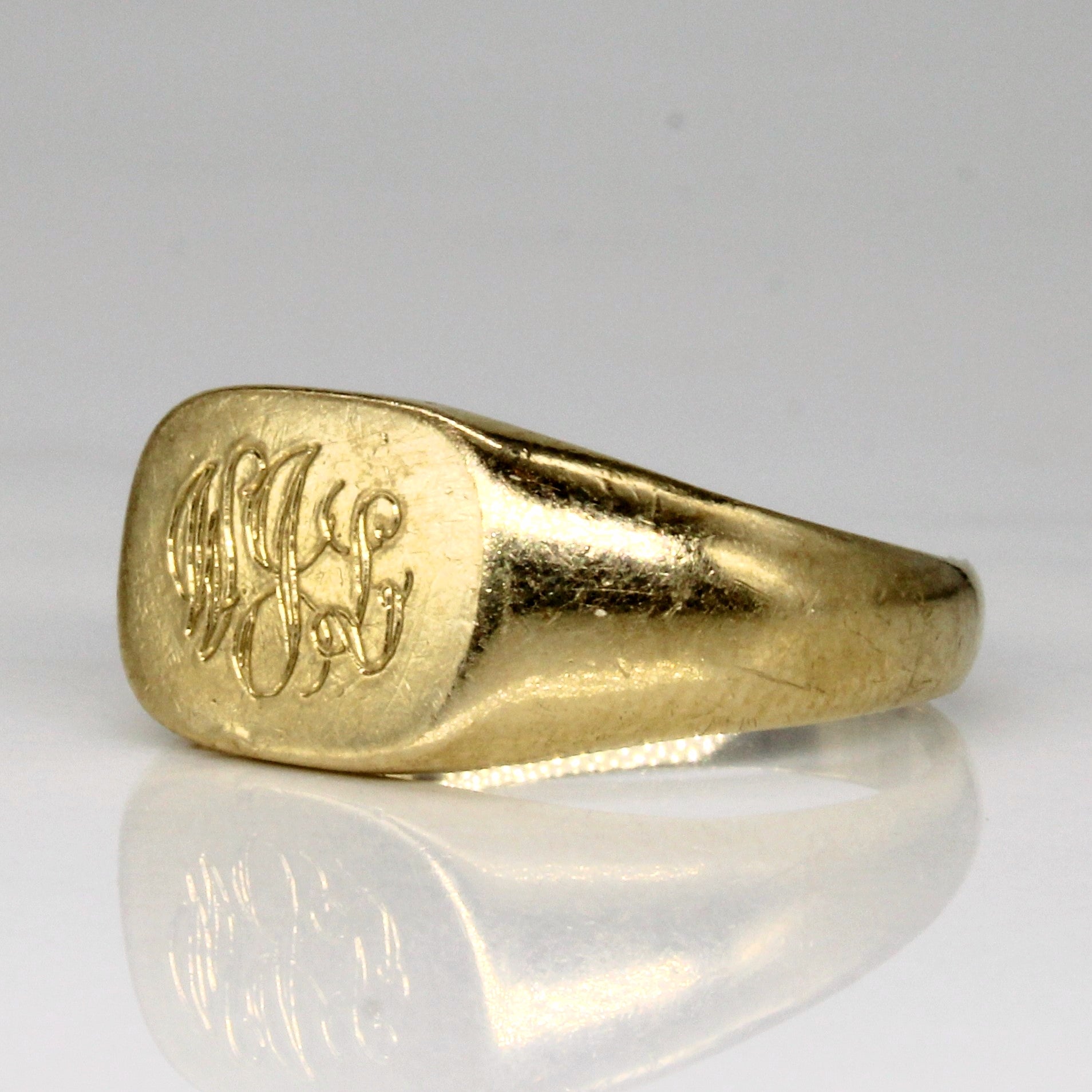 10k Yellow Gold Initial Ring | SZ 8.5 |