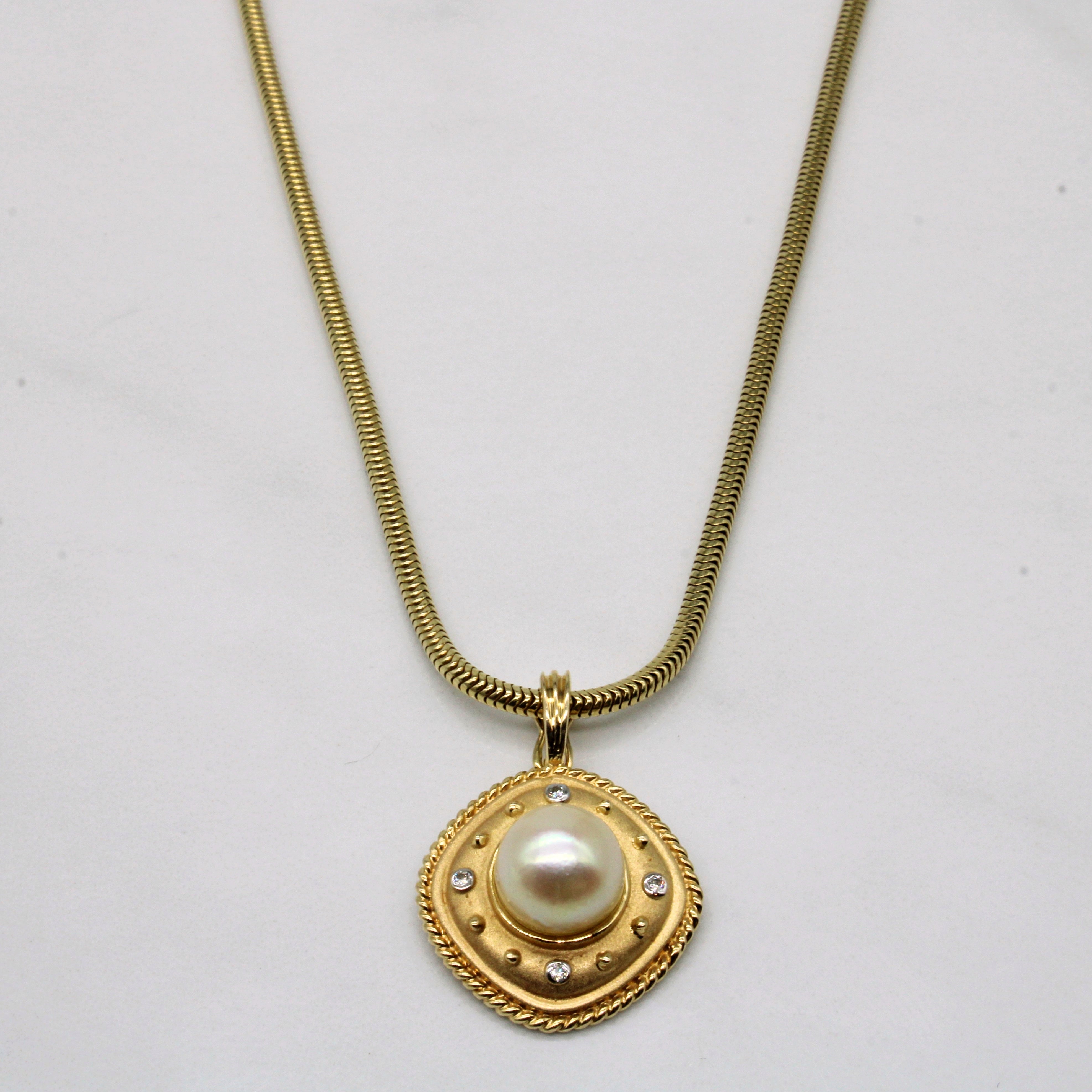 Diamond and Pearl Pendant & Necklace | 0.02ctw, 8.4mm | 16" |