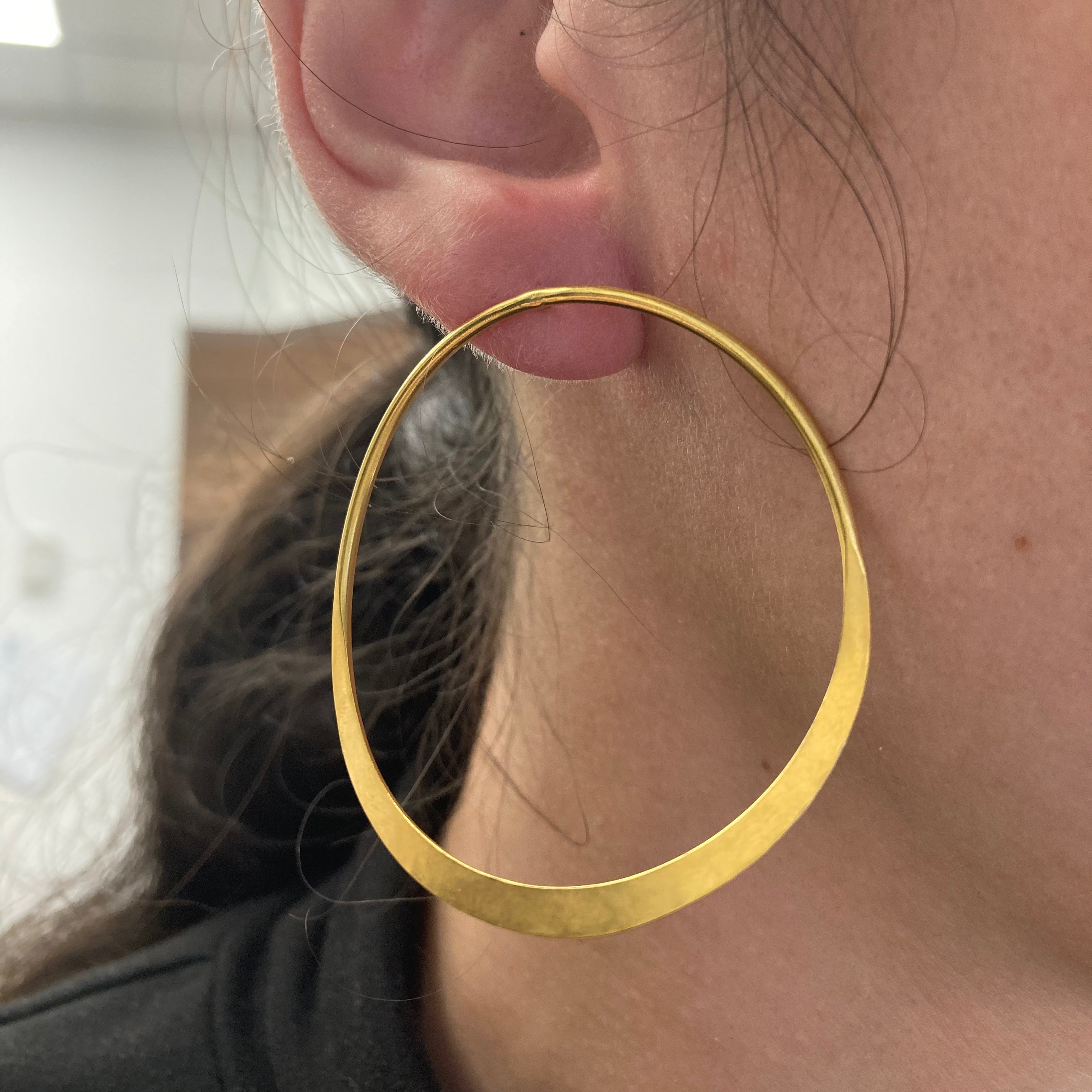 18k Yellow Gold Hoop Earrings