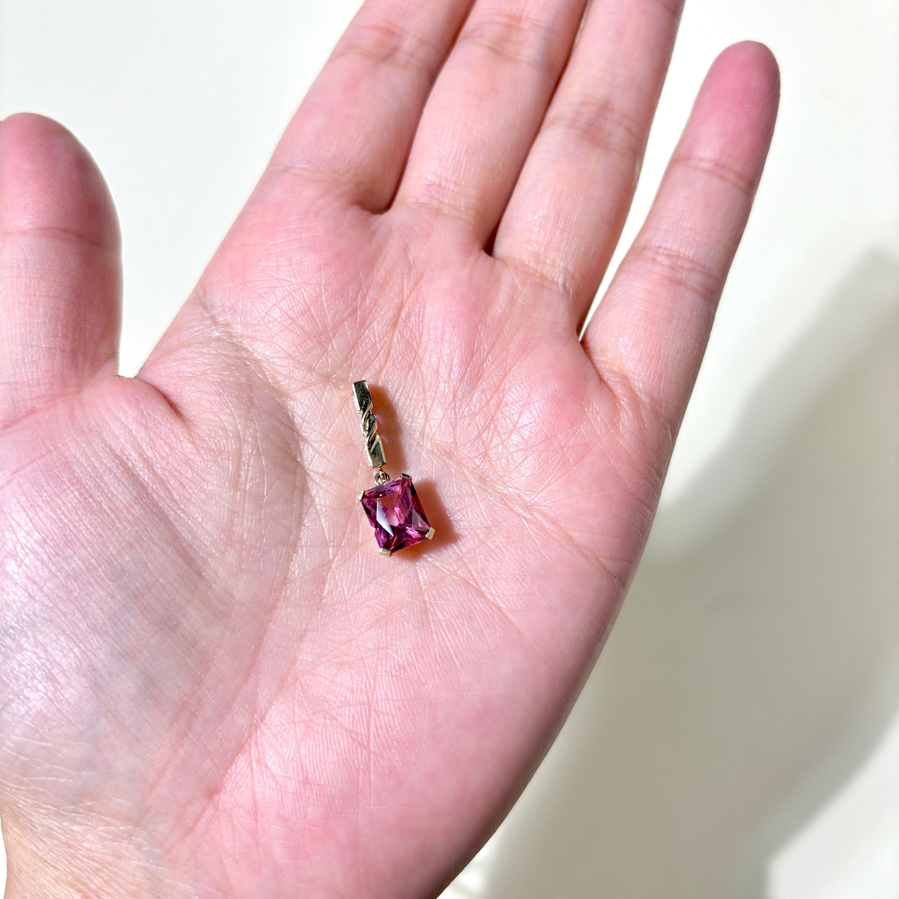 14K Yellow Gold Pink Topaz Pendant | 2.04ct |