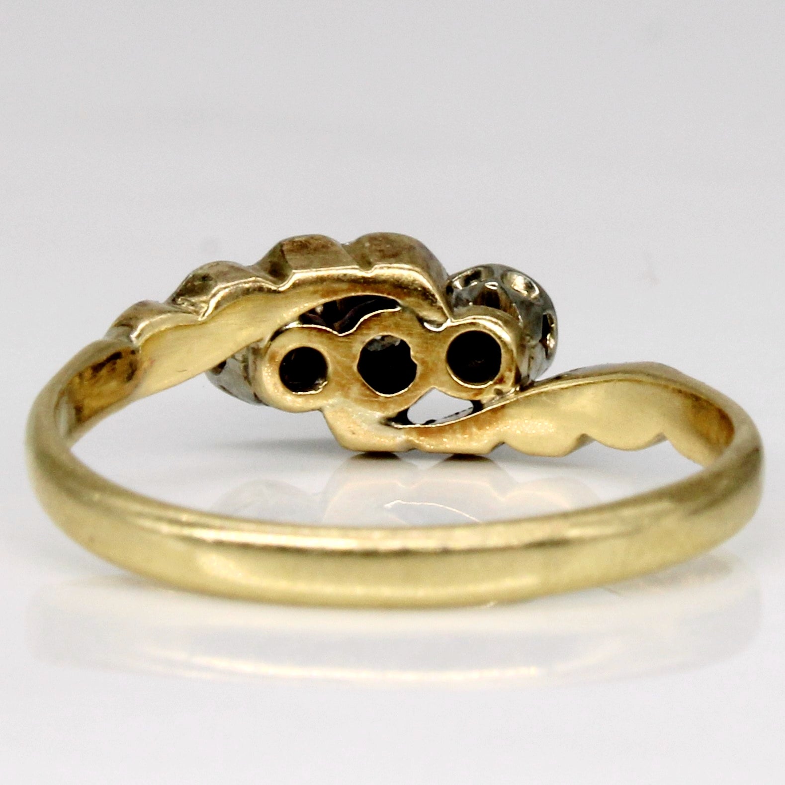 Illusion Set Diamond Ring | 0.03ctw | SZ 6.25 |