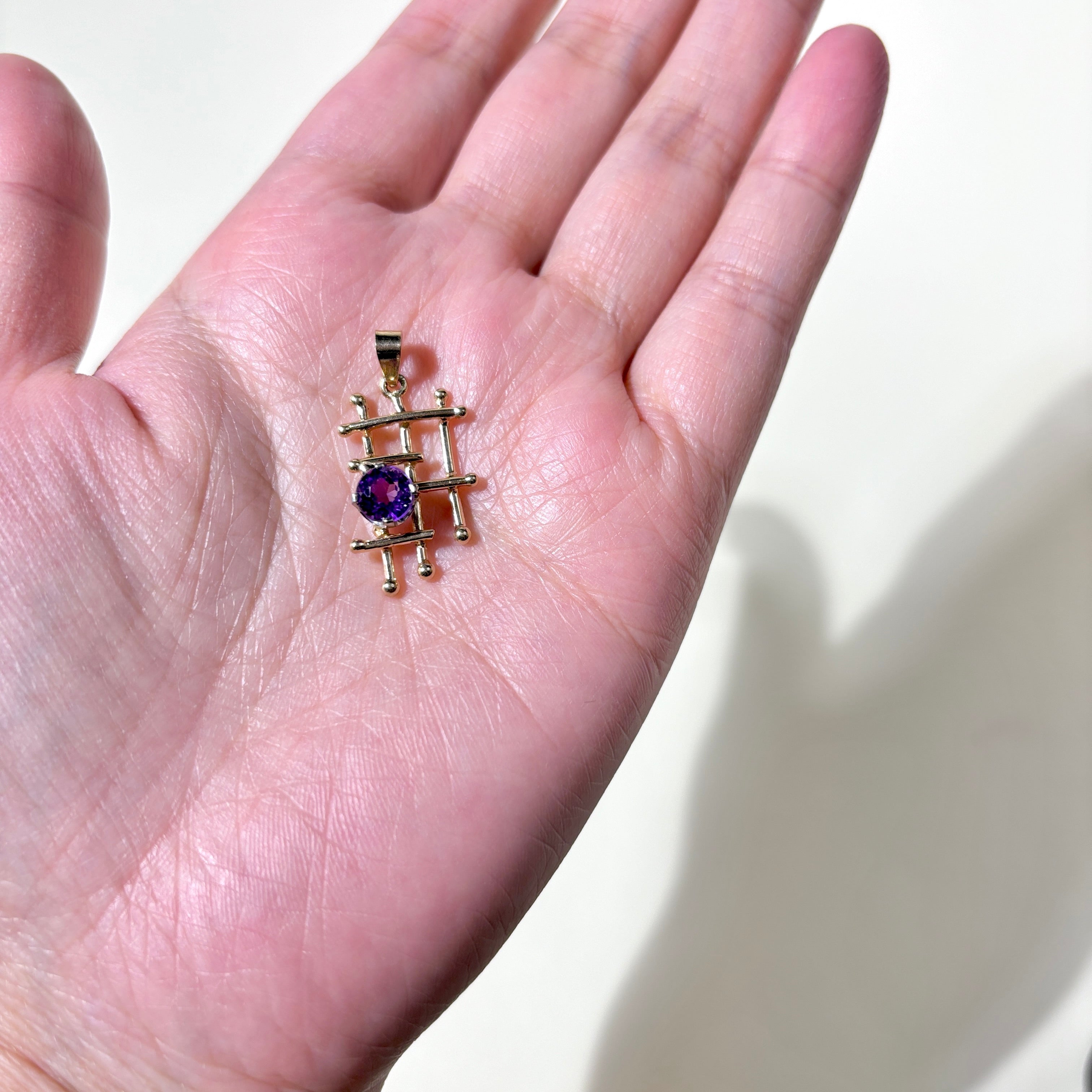 14K Yellow Gold Amethyst Pendant | 0.76ct |