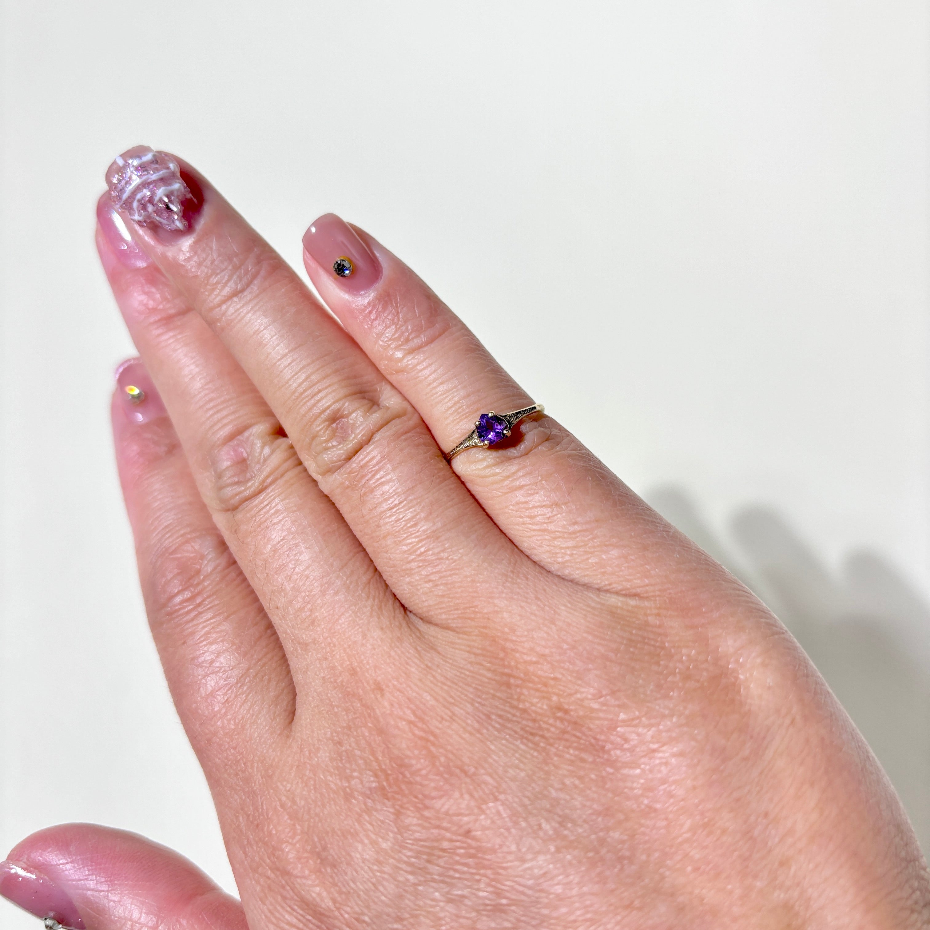10K Yellow Gold Heart Cut Amethyst Ring | 0.23ct | SZ 2.75 |