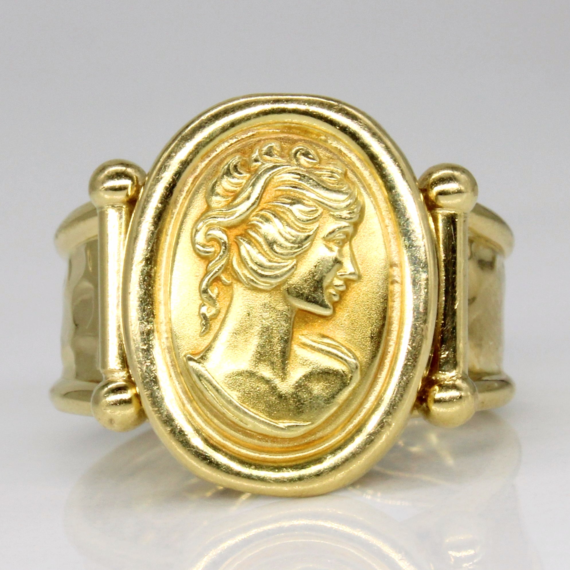 18k Yellow Gold Portrait Ring | SZ 6.25 |