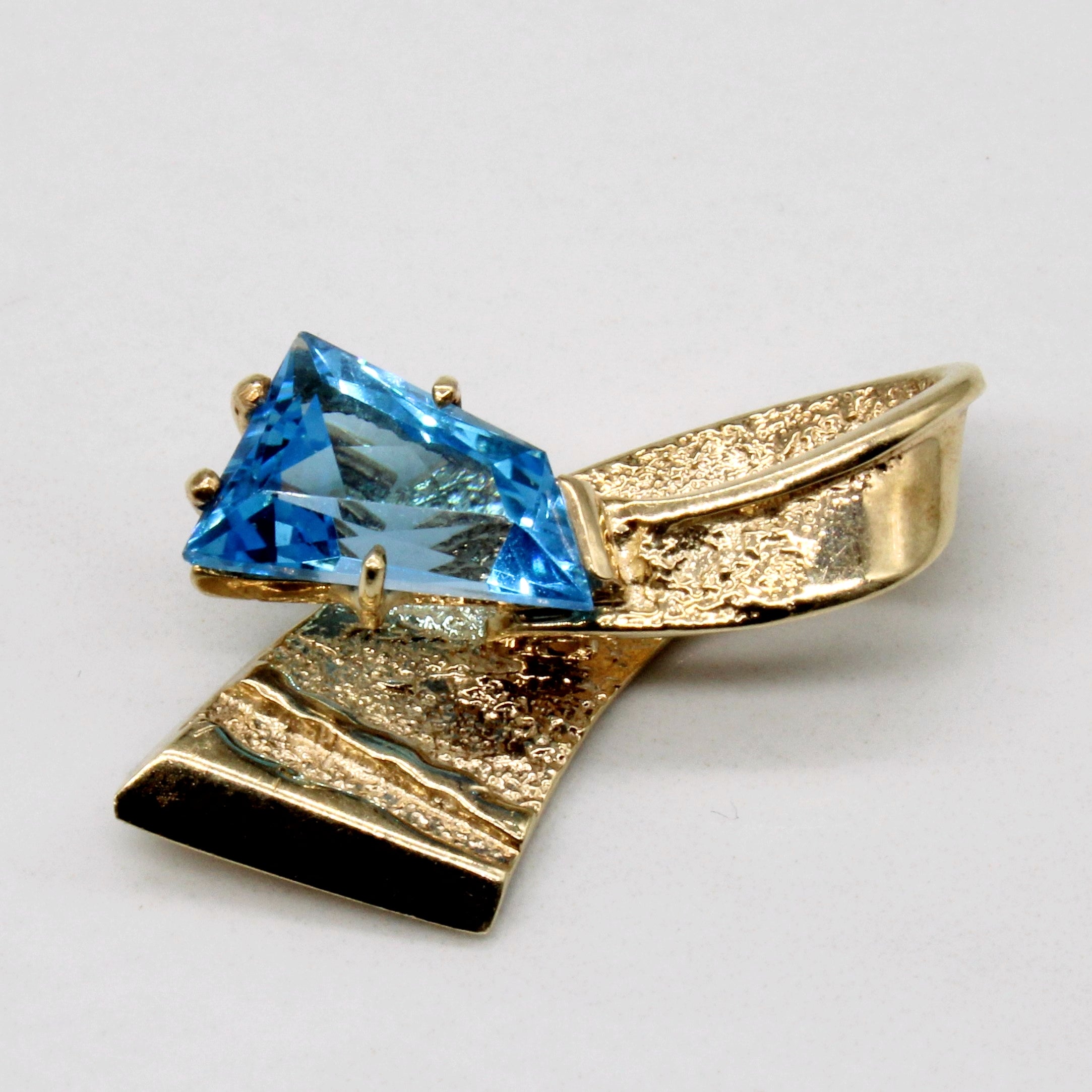 Blue Topaz Pendant | 2.50ct |