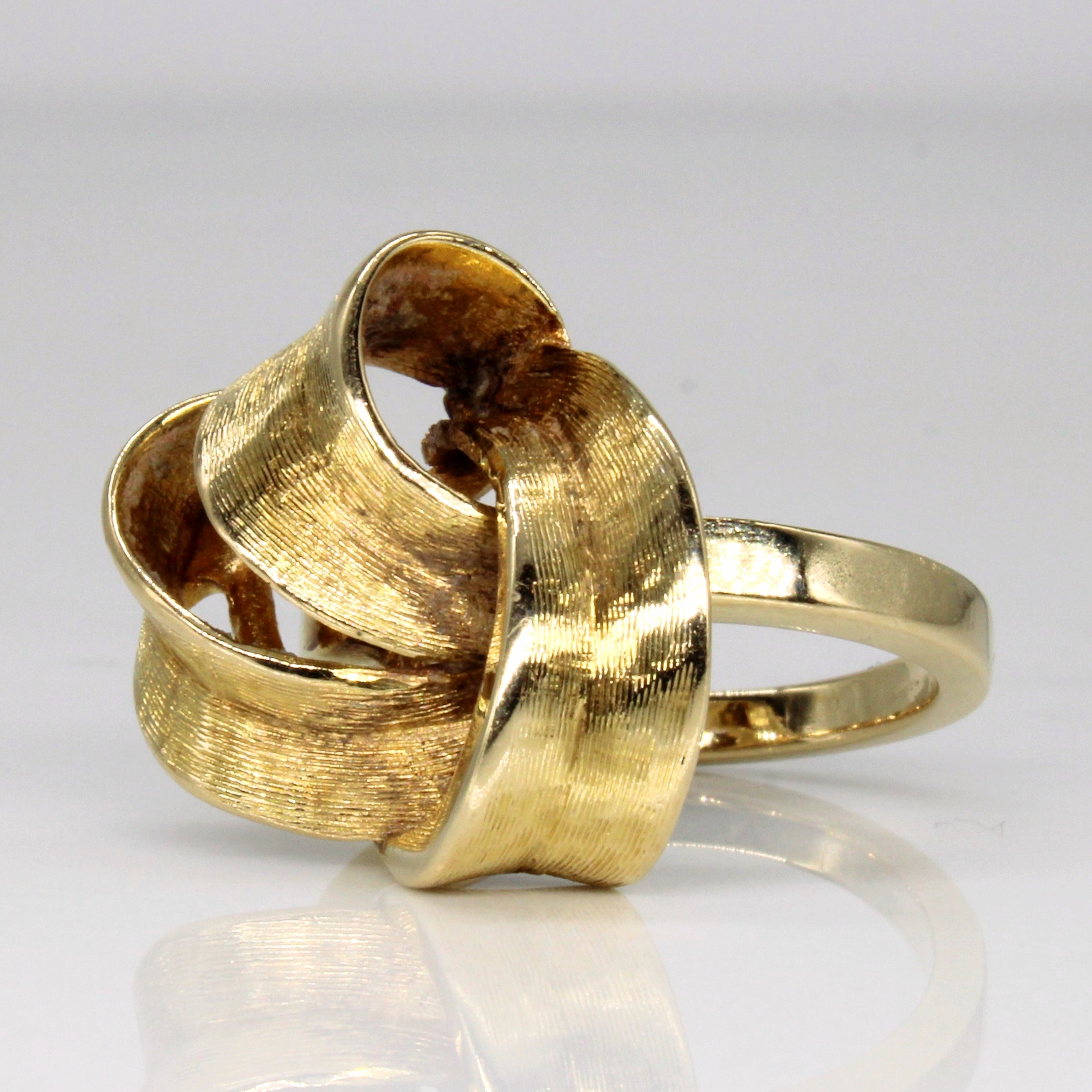 14k Yellow Gold Knot Ring | SZ 4.5 |