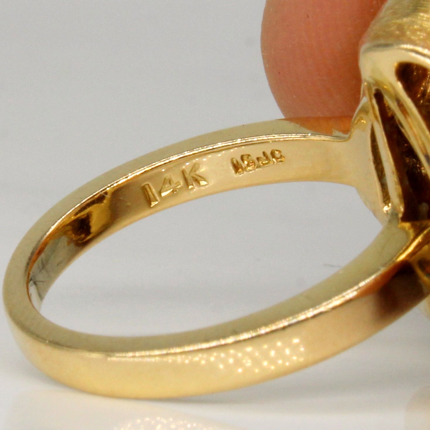 14k Yellow Gold Knot Ring | SZ 4.5 |