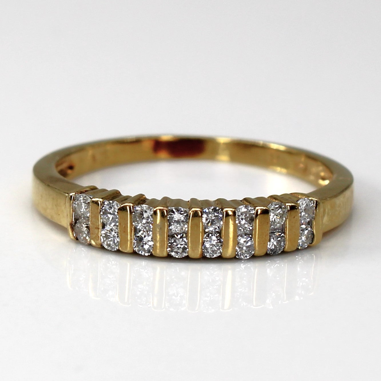 Bague sertie de diamants en canal | 0,16 ct | Taille 6,5 |