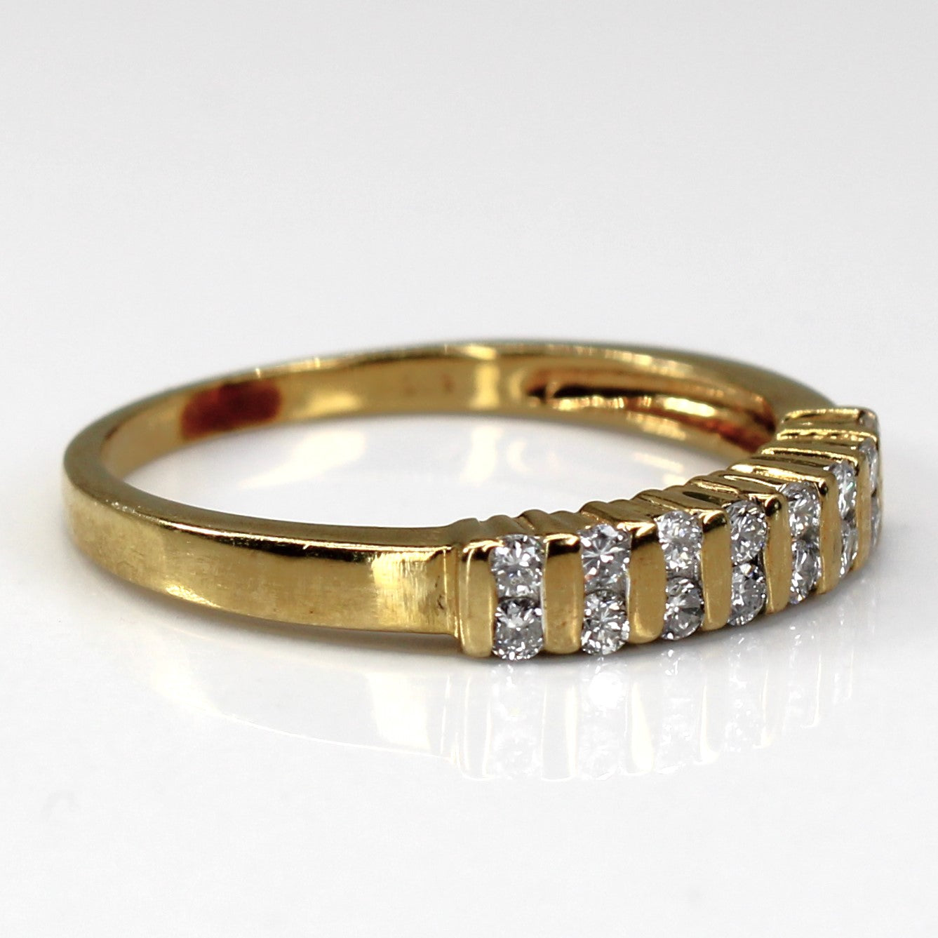 Bague sertie de diamants en canal | 0,16 ct | Taille 6,5 |
