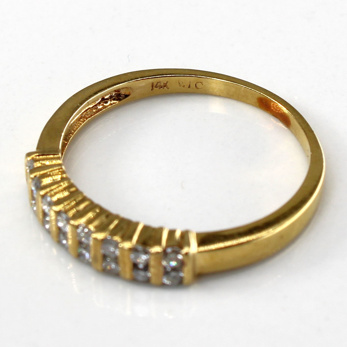 Bague sertie de diamants en canal | 0,16 ct | Taille 6,5 |