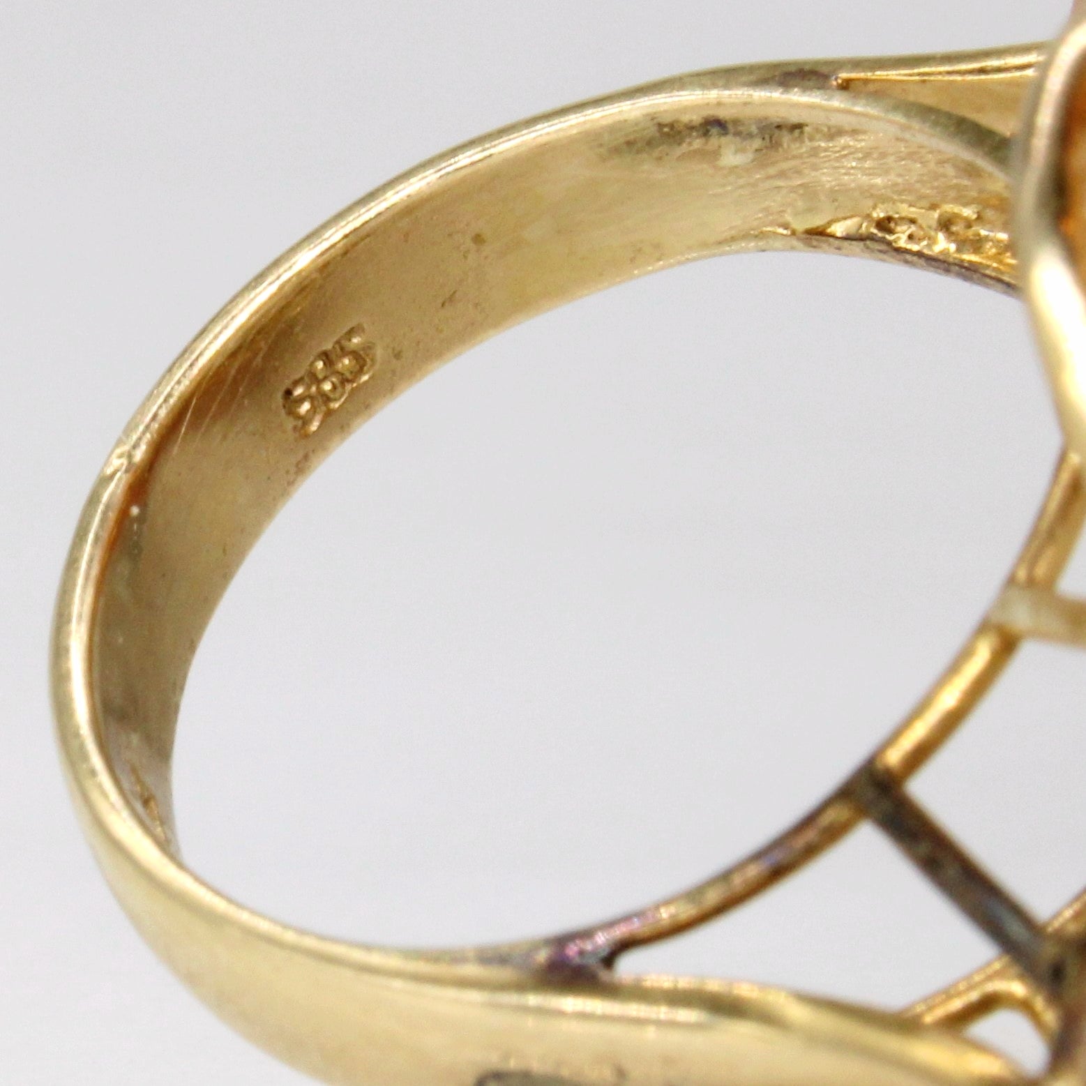 Mabe Pearl & Diamond Cocktail Ring | 0.30ctw | SZ 6.75 |