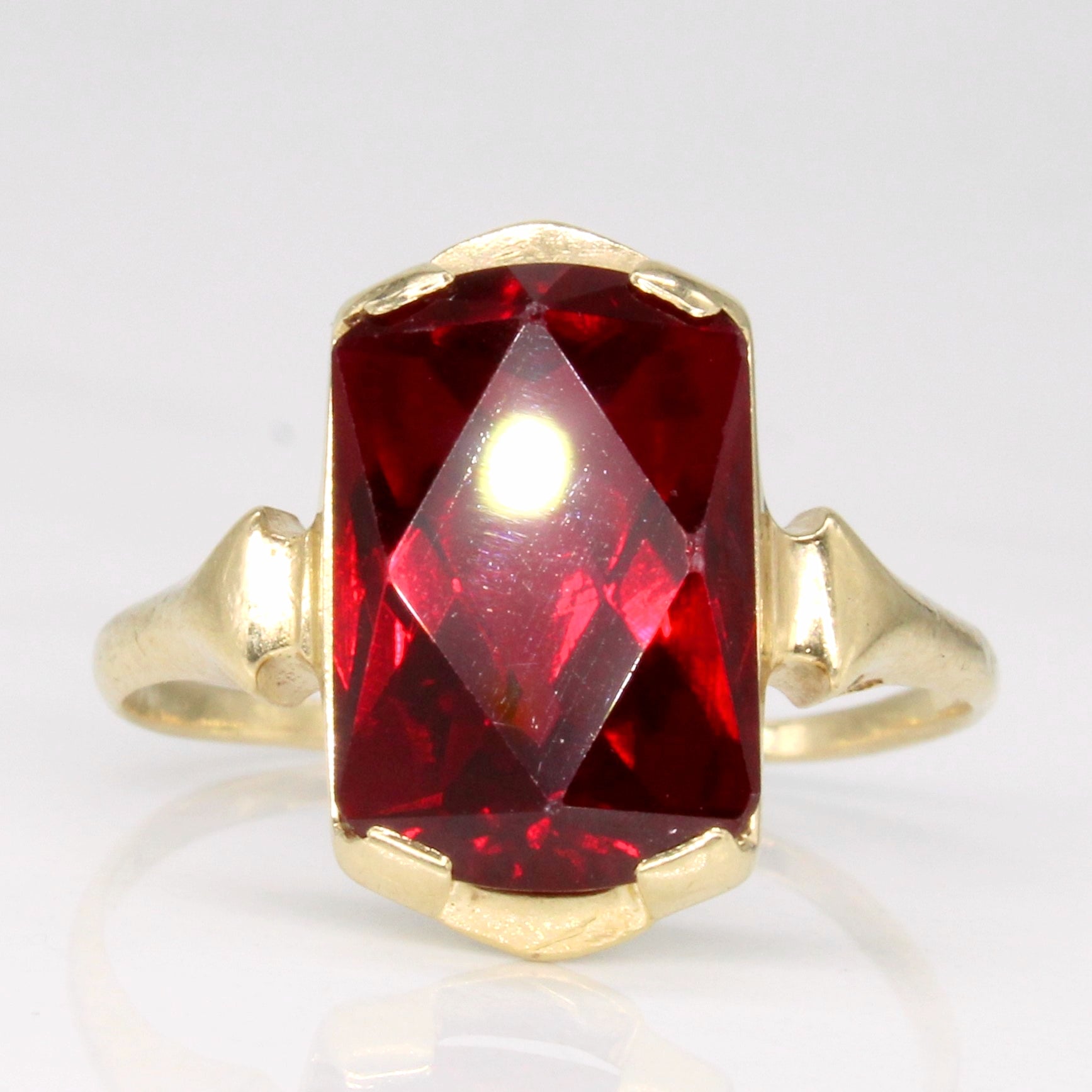 Synthetic Ruby Cocktail Ring | 5.50ct | SZ 6.5 |