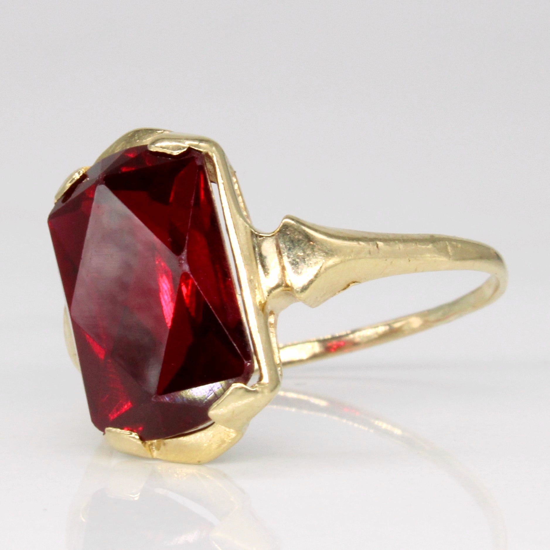 Synthetic Ruby Cocktail Ring | 5.50ct | SZ 6.5 |