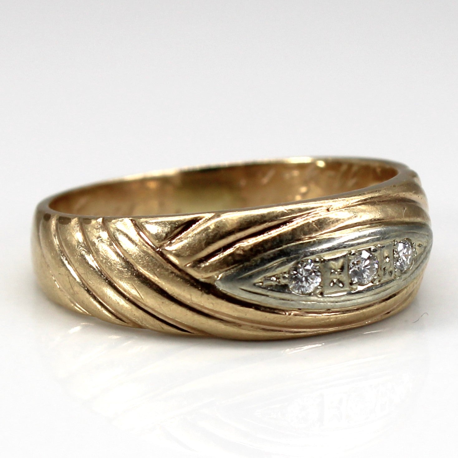 Three Stone Diamond Textured Band | 0.06ctw | SZ 9 |