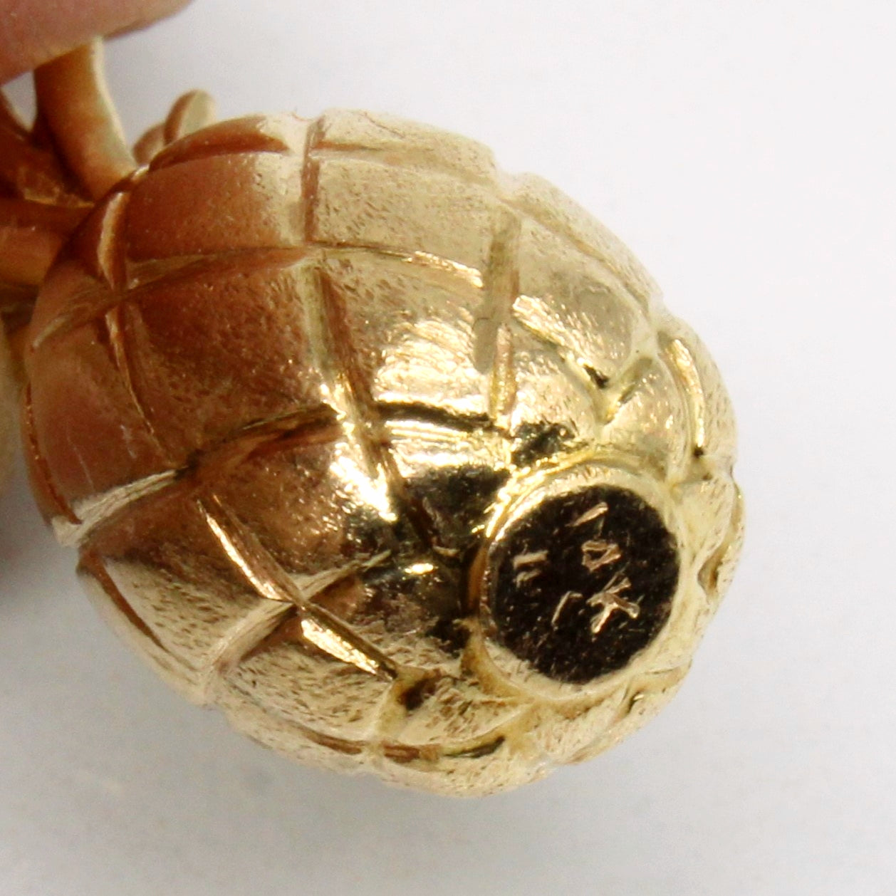 14k Yellow Gold Pineapple Charm