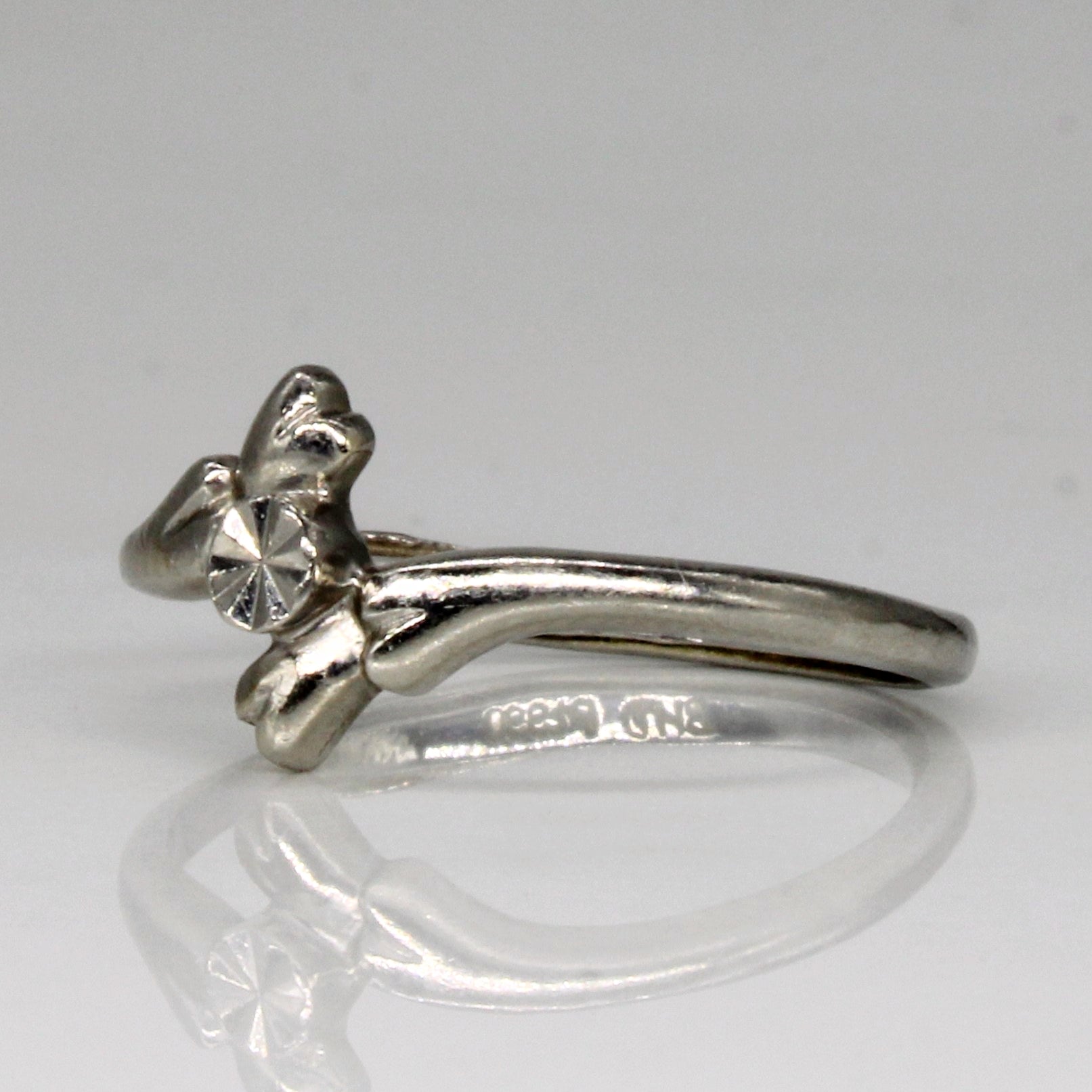 Platinum Ring | SZ 6.75 |