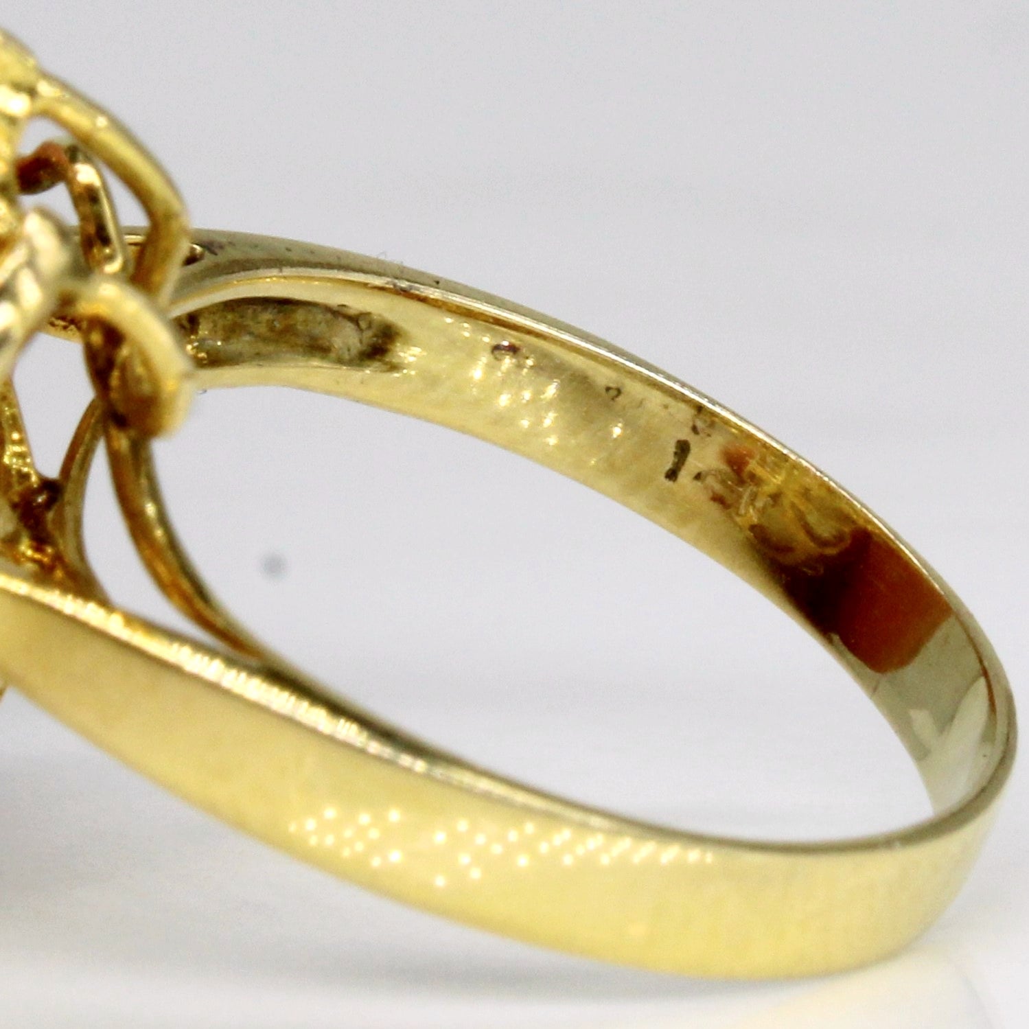 Golden Pearl & Diamond Cocktail Ring | 0.08ctw | SZ 5.5 |