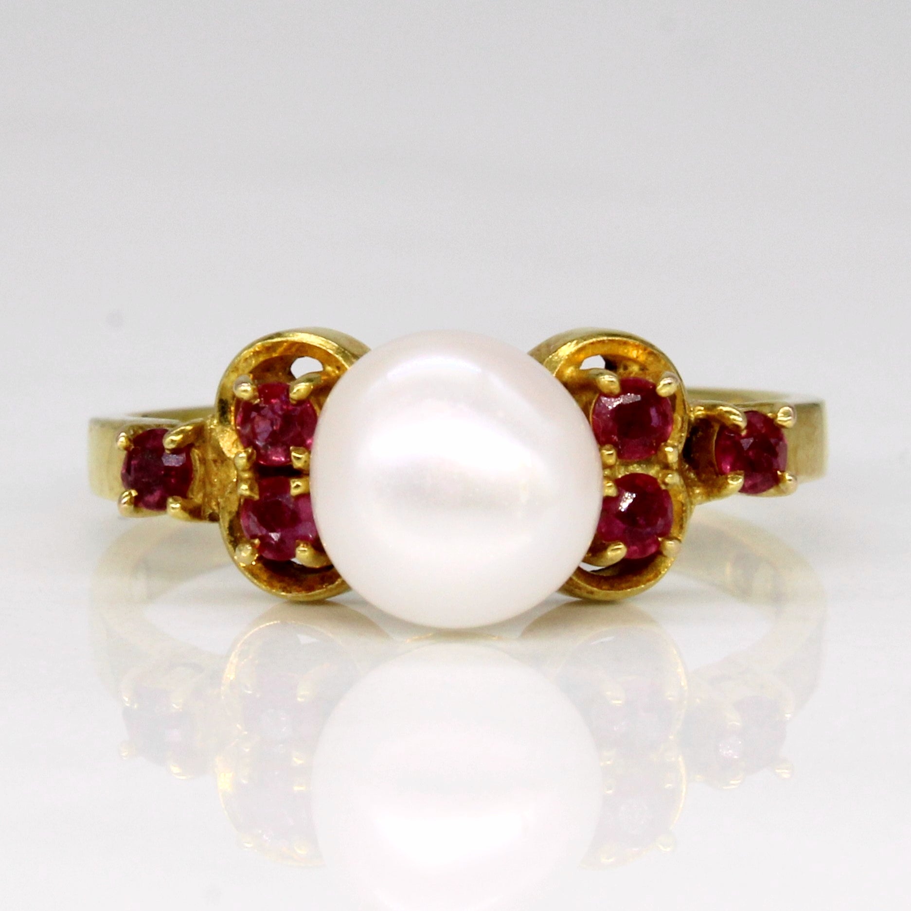 Pearl & Ruby Cocktail Ring | 0.21ctw | SZ 6.75 |