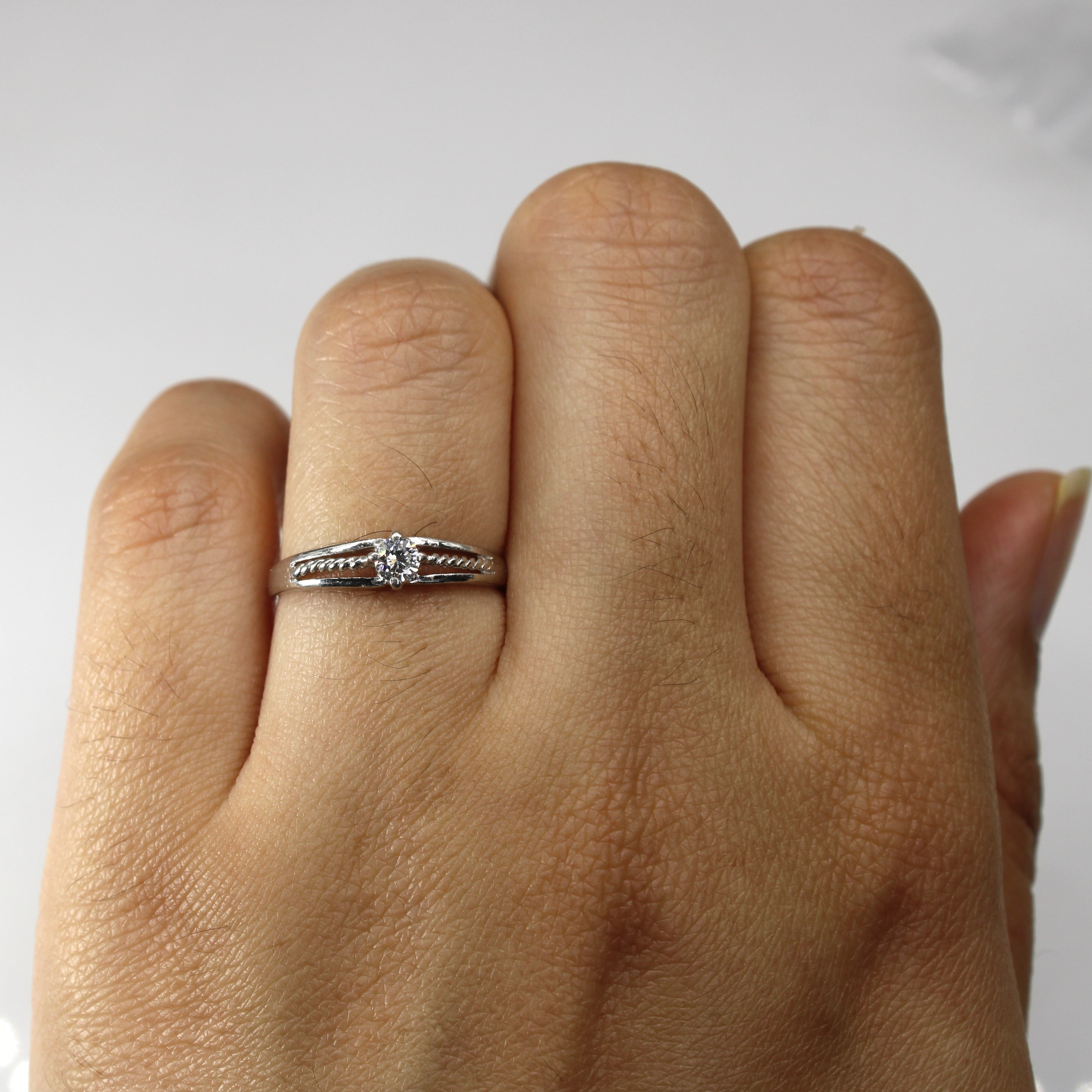Solitaire Diamond Ring | 0.12ct | SZ 5.75 |