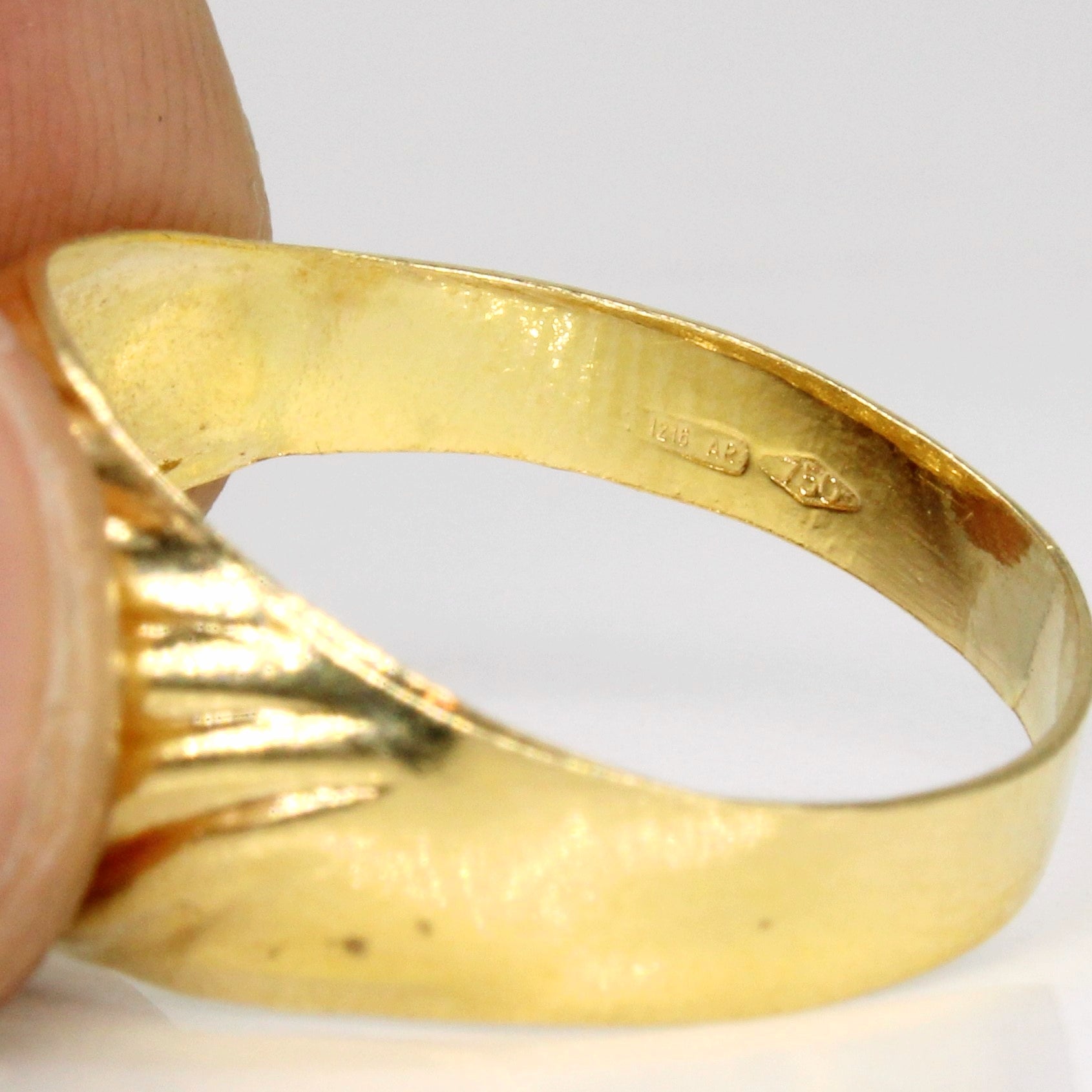Italian 18k Yellow Gold Ring | SZ 8.5 |