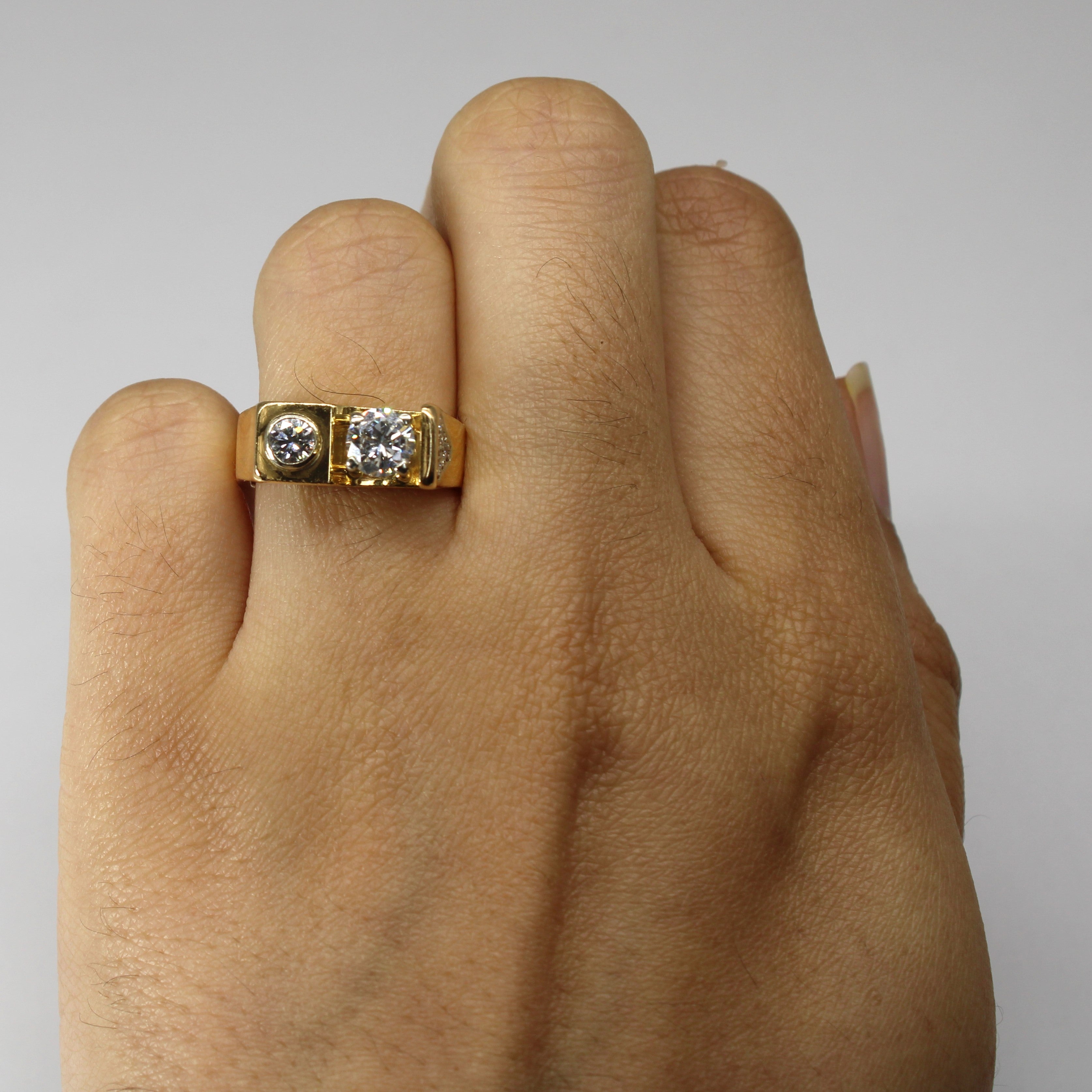 High Set Diamond Ring | 0.97ctw SI2/I1 G | SZ 6.75 |