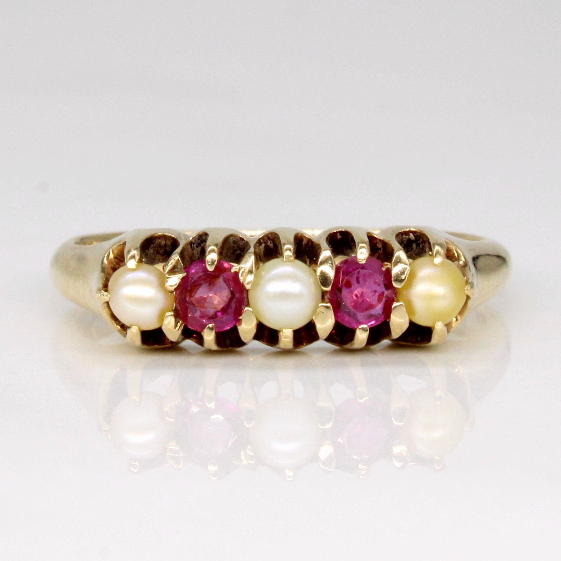 Imitation Pearl & Synthetic Ruby Ring | 0.18ctw | SZ 6.5 |