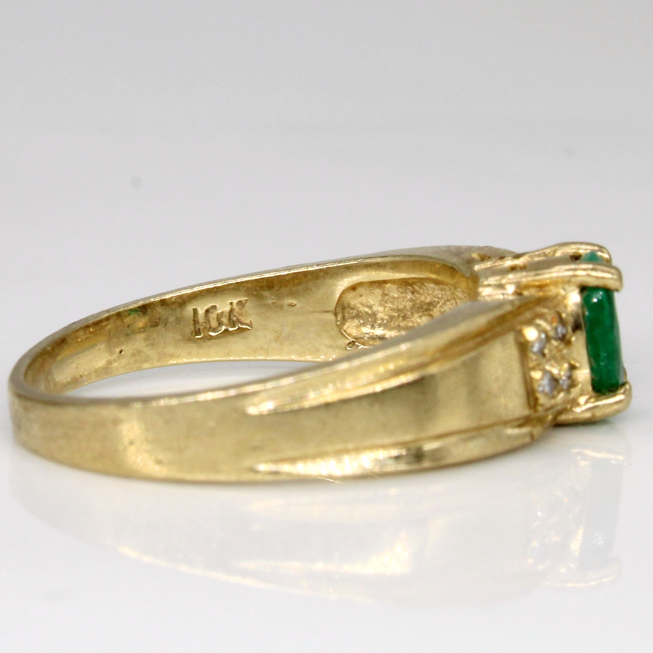 Emerald & Diamond Ring | 0.35ct, 0.04ctw | SZ 6.25 |