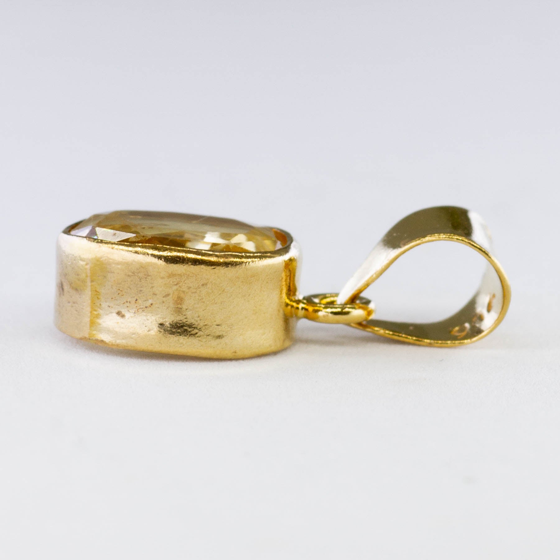 Yellow Sapphire Pendant | 4.25ct |