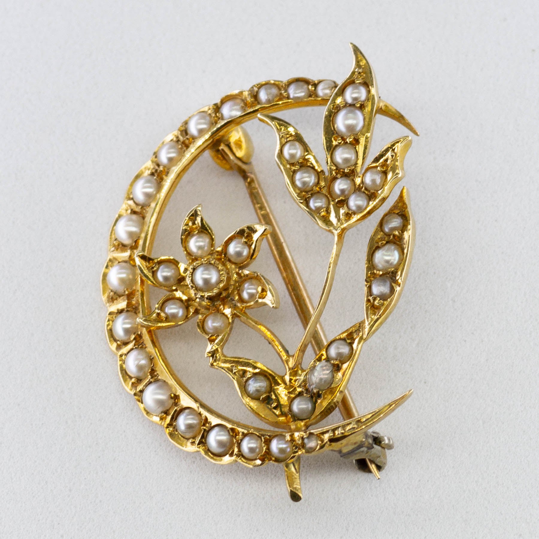 Art Nouveau Seed Pearl Brooch | 0.50ctw |