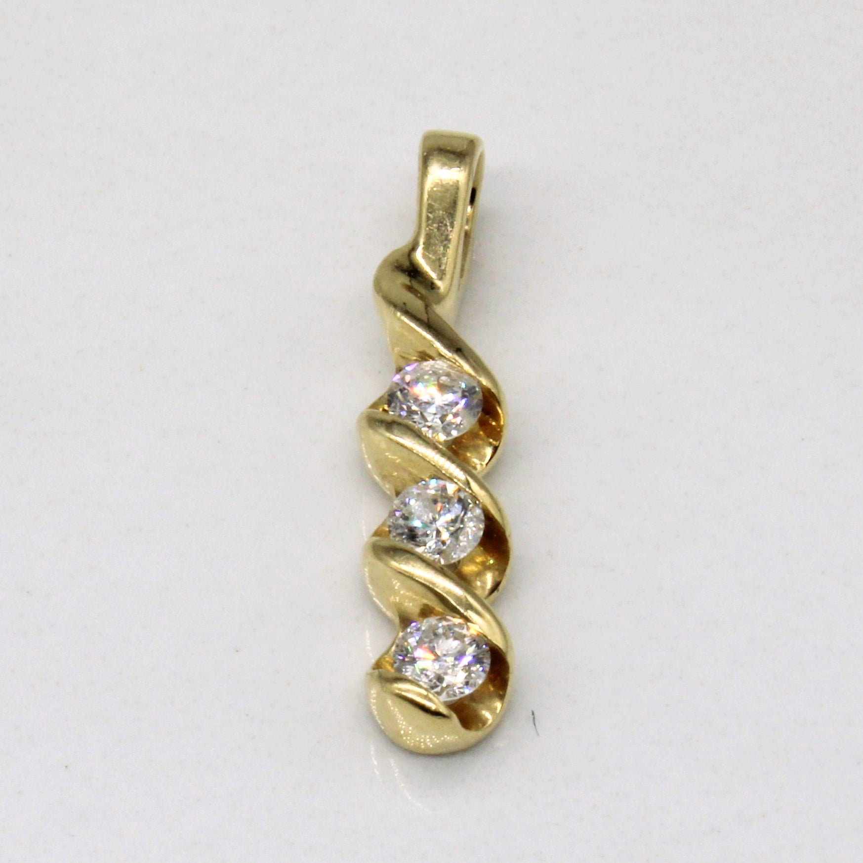 Diamond Pendant | 0.30ctw |