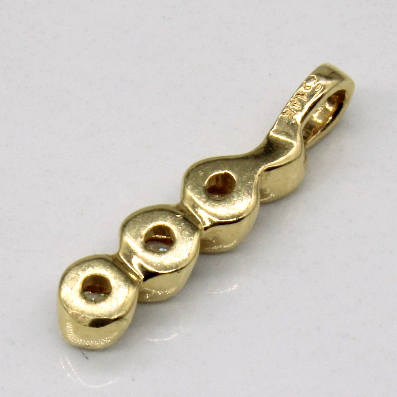 Diamond Pendant | 0.30ctw |