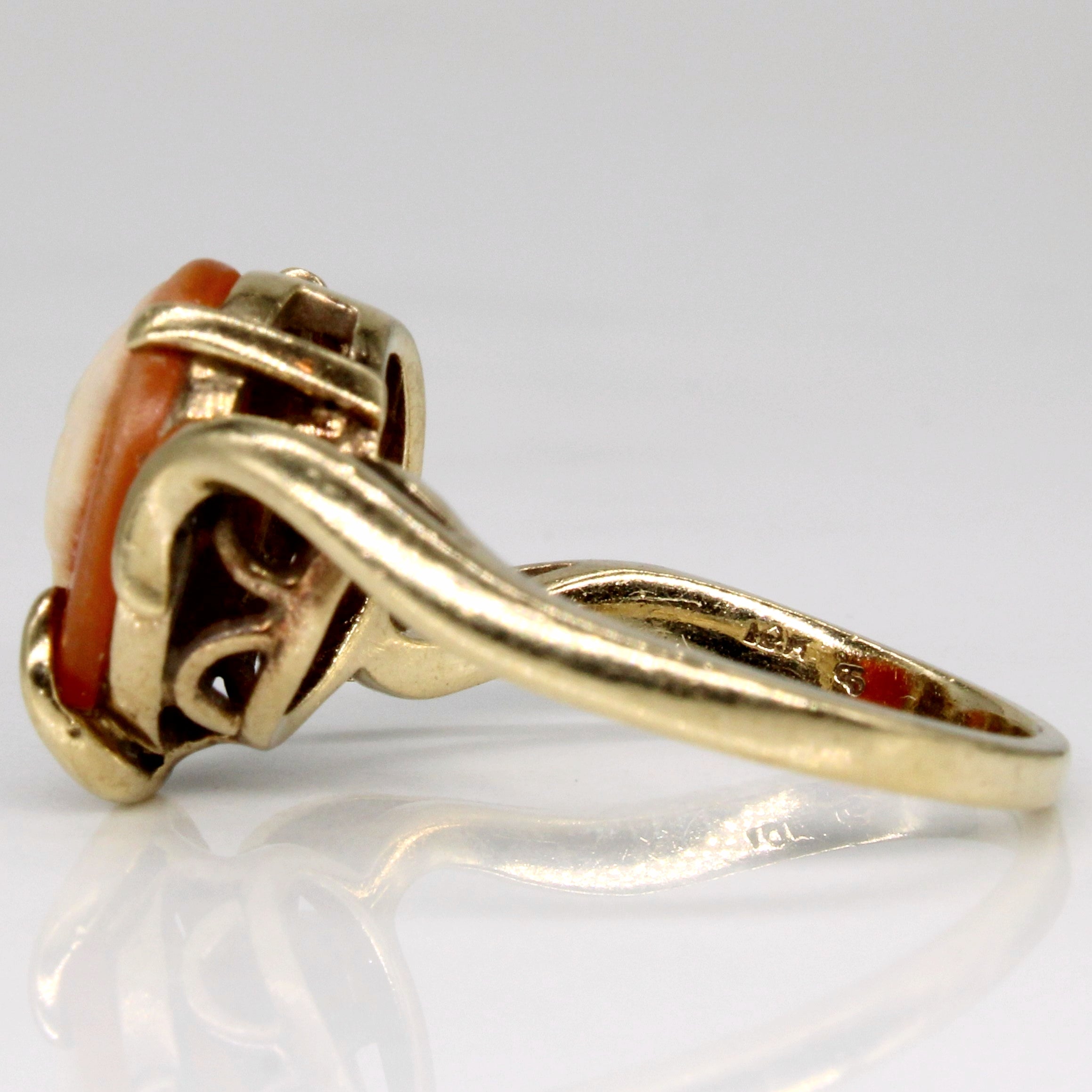 Shell Cameo Portrait Ring | 2.35ct | SZ 6.75 |