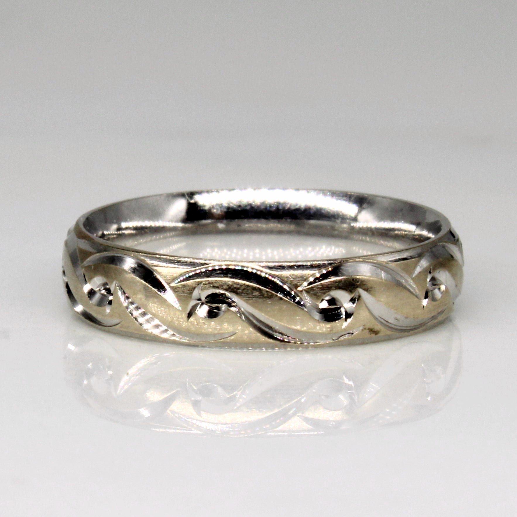 Bague en or blanc 10 carats | Taille 4 |