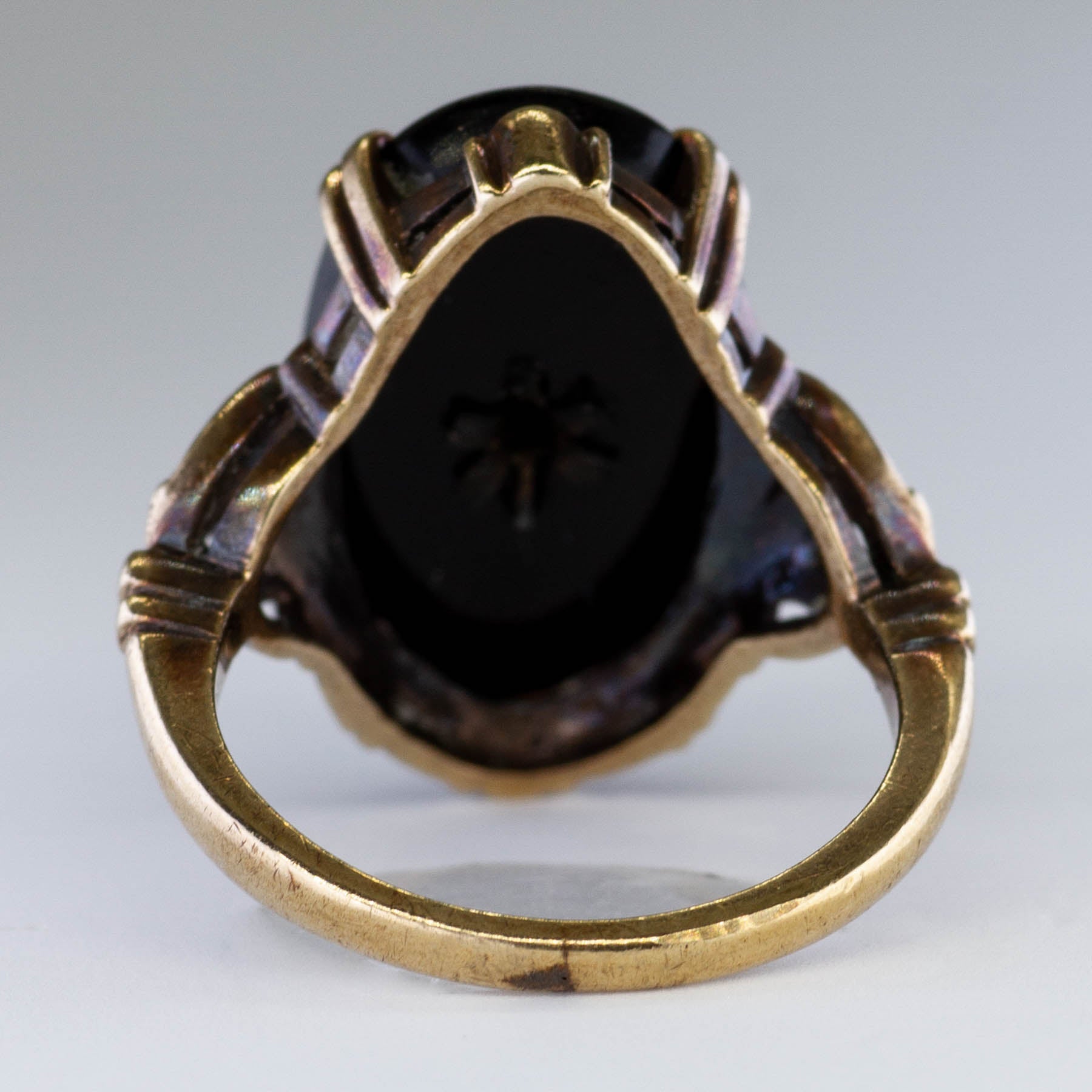 Oval Cut Onyx & Diamond Ring | 0.04ct | SZ 5.5 |