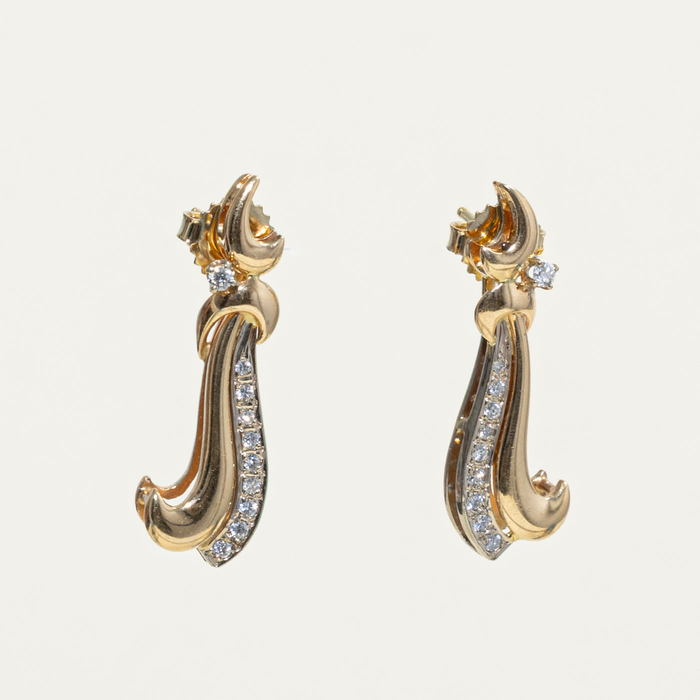 14k Diamond Accented Wavy Drop Earrings | 0.25ctw