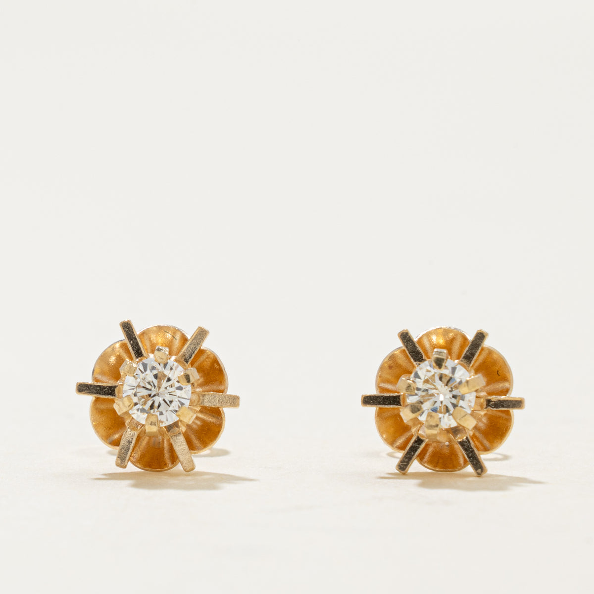 14k Diamond Floral Stud Earrings | 0.22ctw