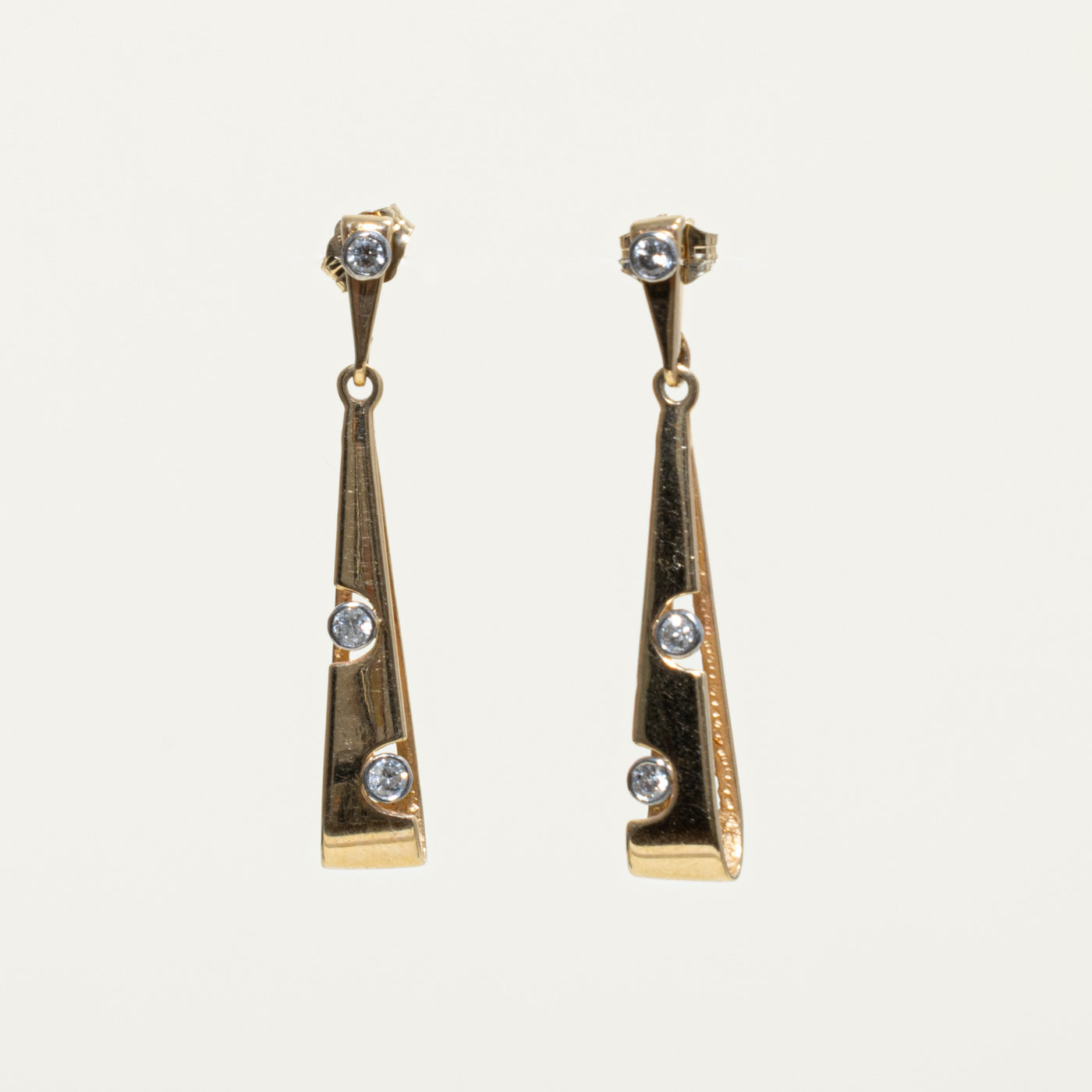 14k Diamond Elongated Triangle Drop Earrings | 0.27ctw