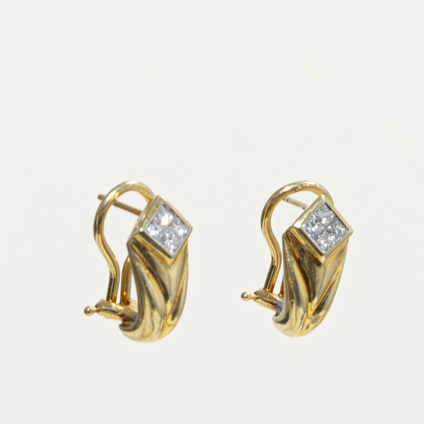 18k Princess Cut Diamond Half Hoop Earrings | 0.40ctw